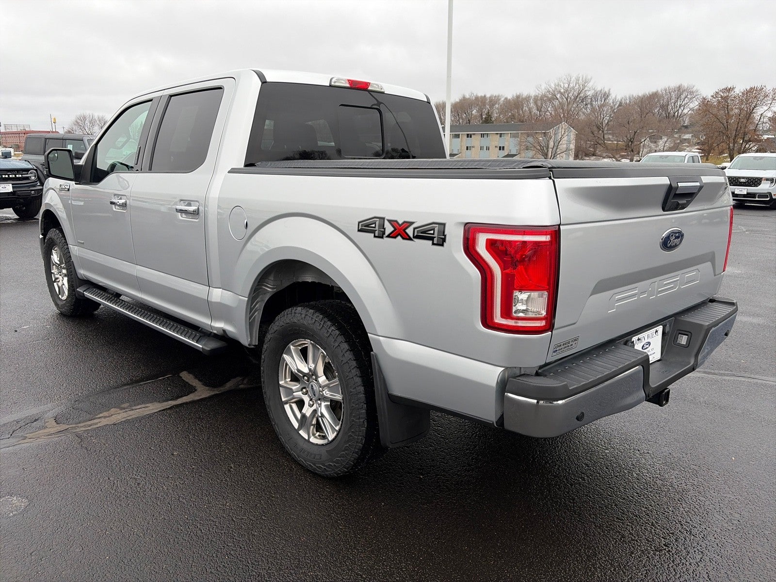 2017 Ford F-150 SUPERCREW XLT 4X4