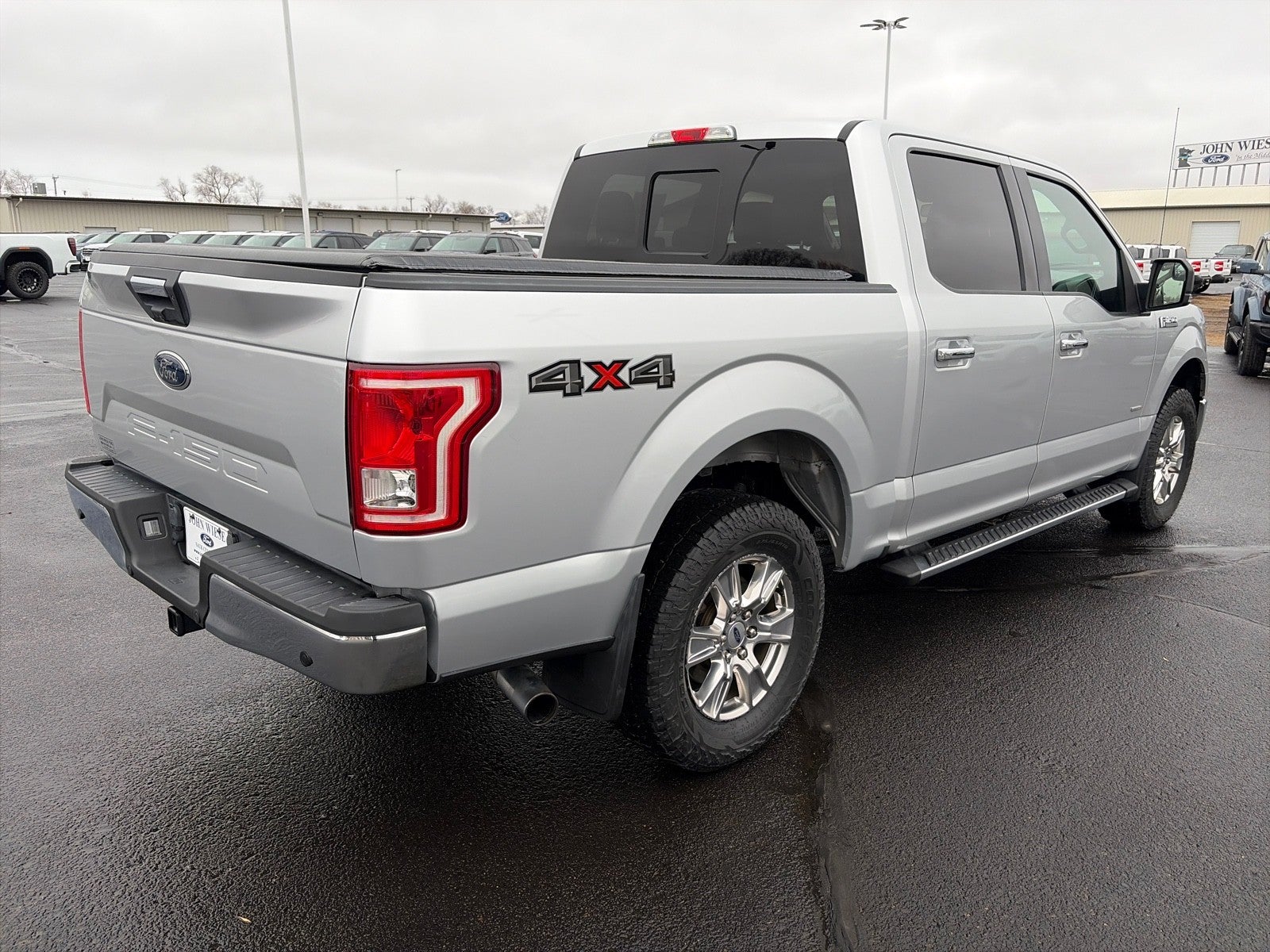 2017 Ford F-150 SUPERCREW XLT 4X4