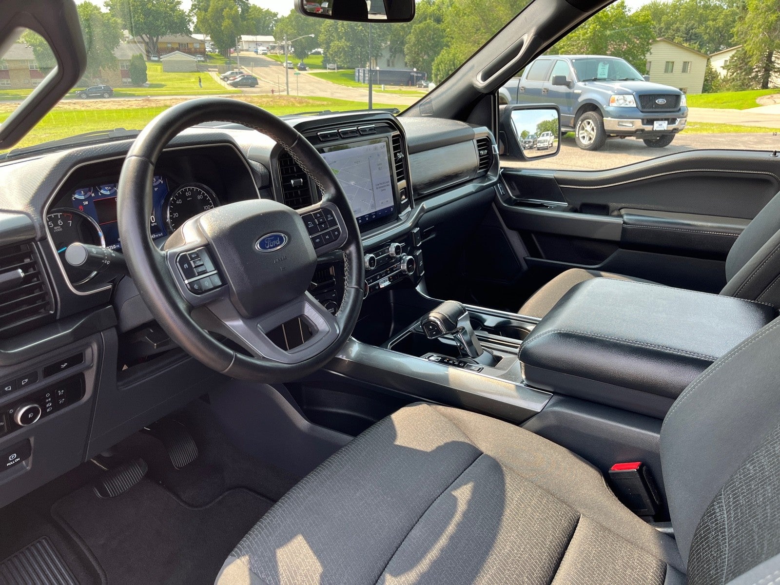 2023 Ford F-150 SUPERCREW XLT 4X4