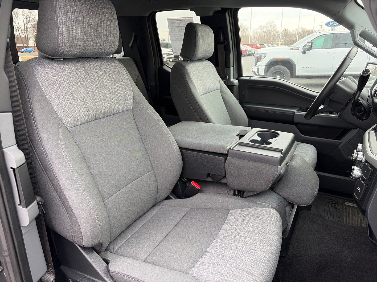 2023 Ford F-150 SUPERCAB XLT 4X4