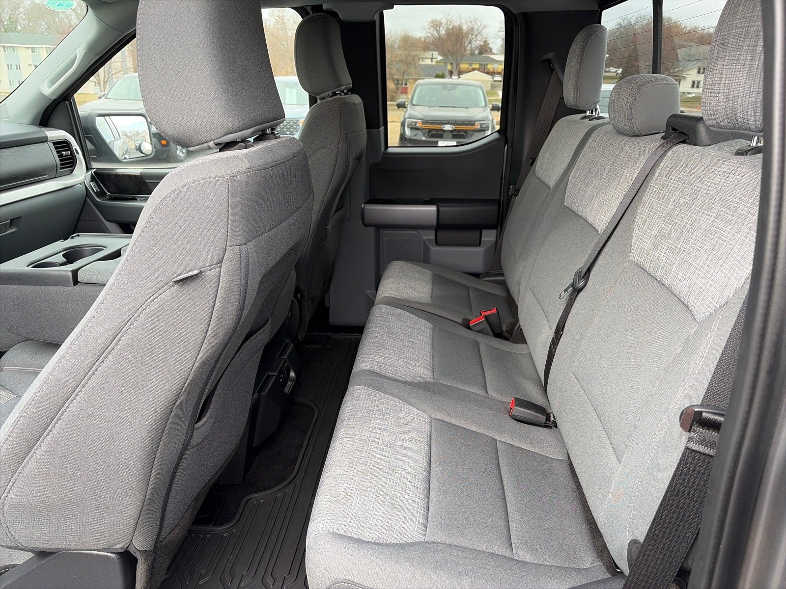 2023 Ford F-150 SUPERCAB XLT 4X4