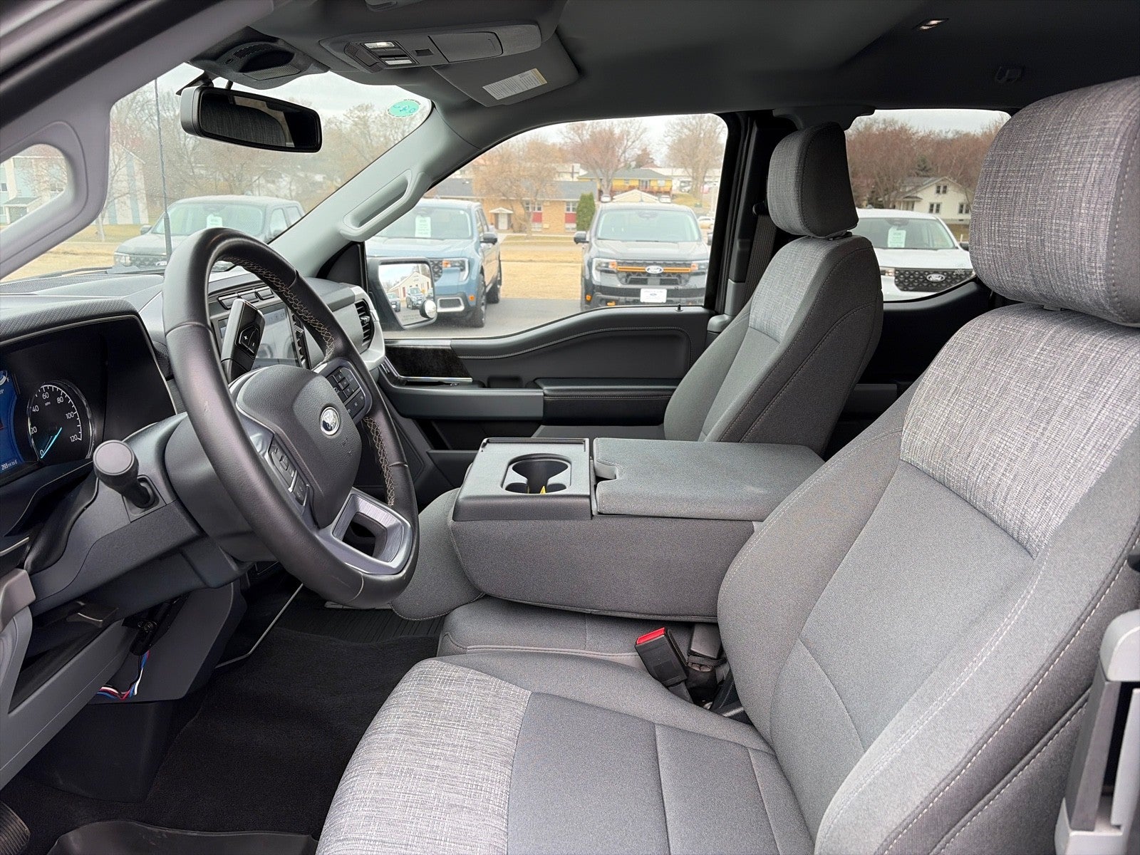 2023 Ford F-150 SUPERCAB XLT 4X4