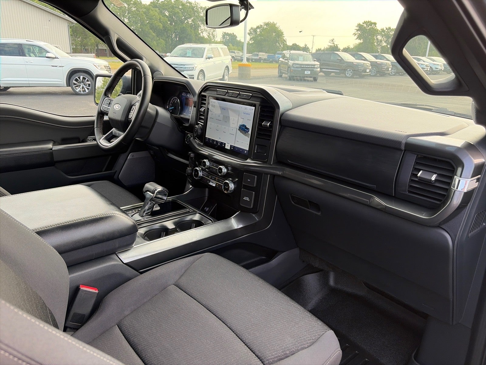 2023 Ford F-150 SUPERCREW XLT 4X4