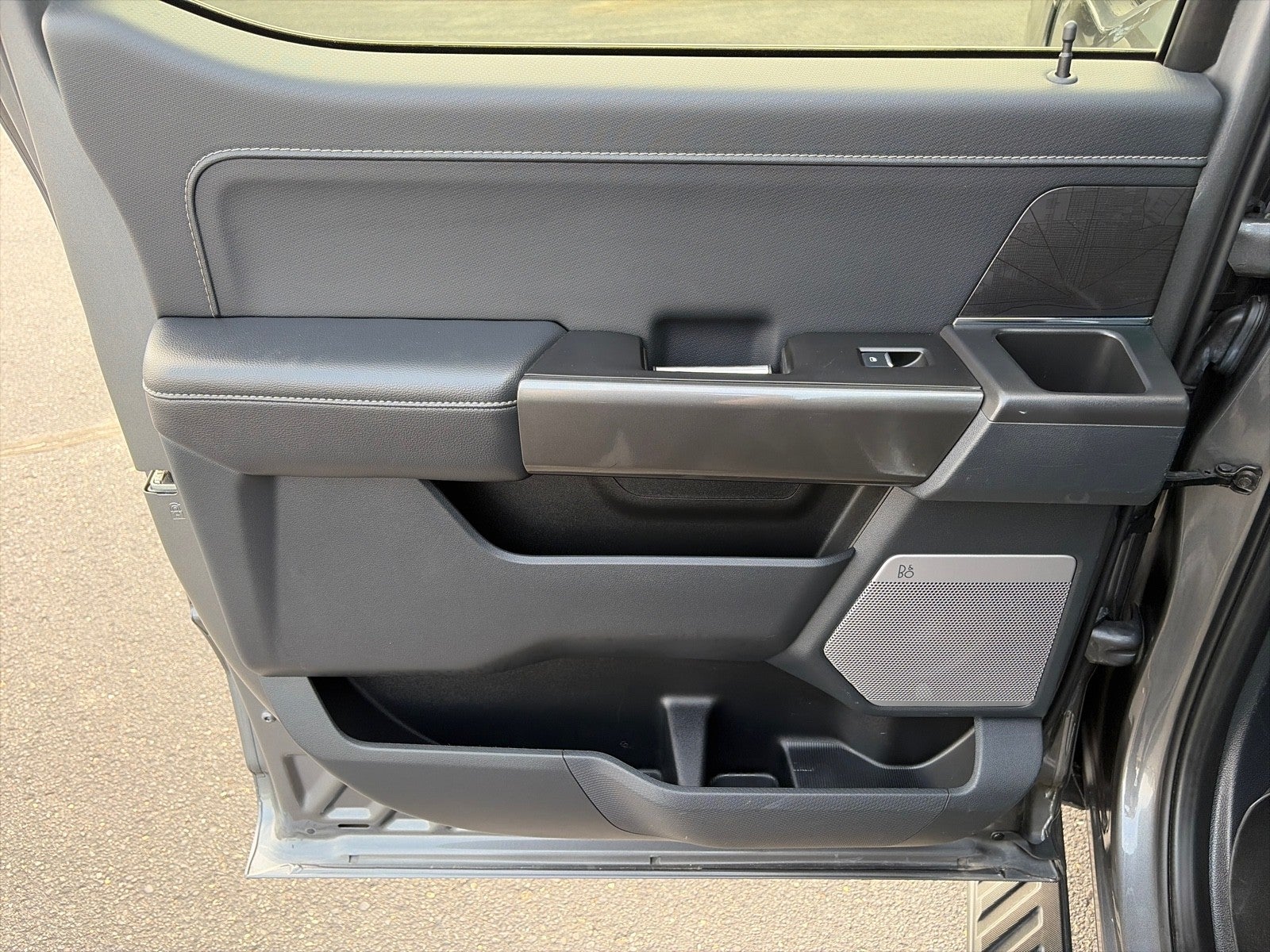 2023 Ford F-150 SUPERCREW XLT 4X4