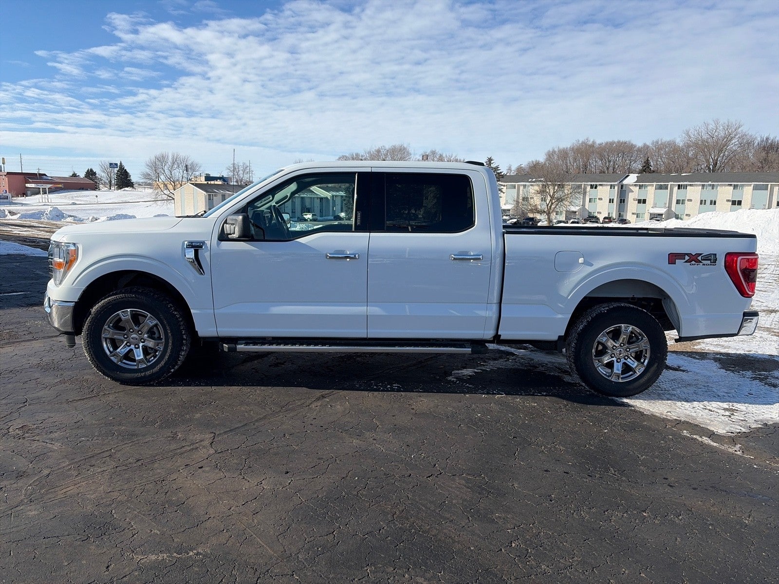 2022 Ford F-150 SUPERCREW XLT 4X4