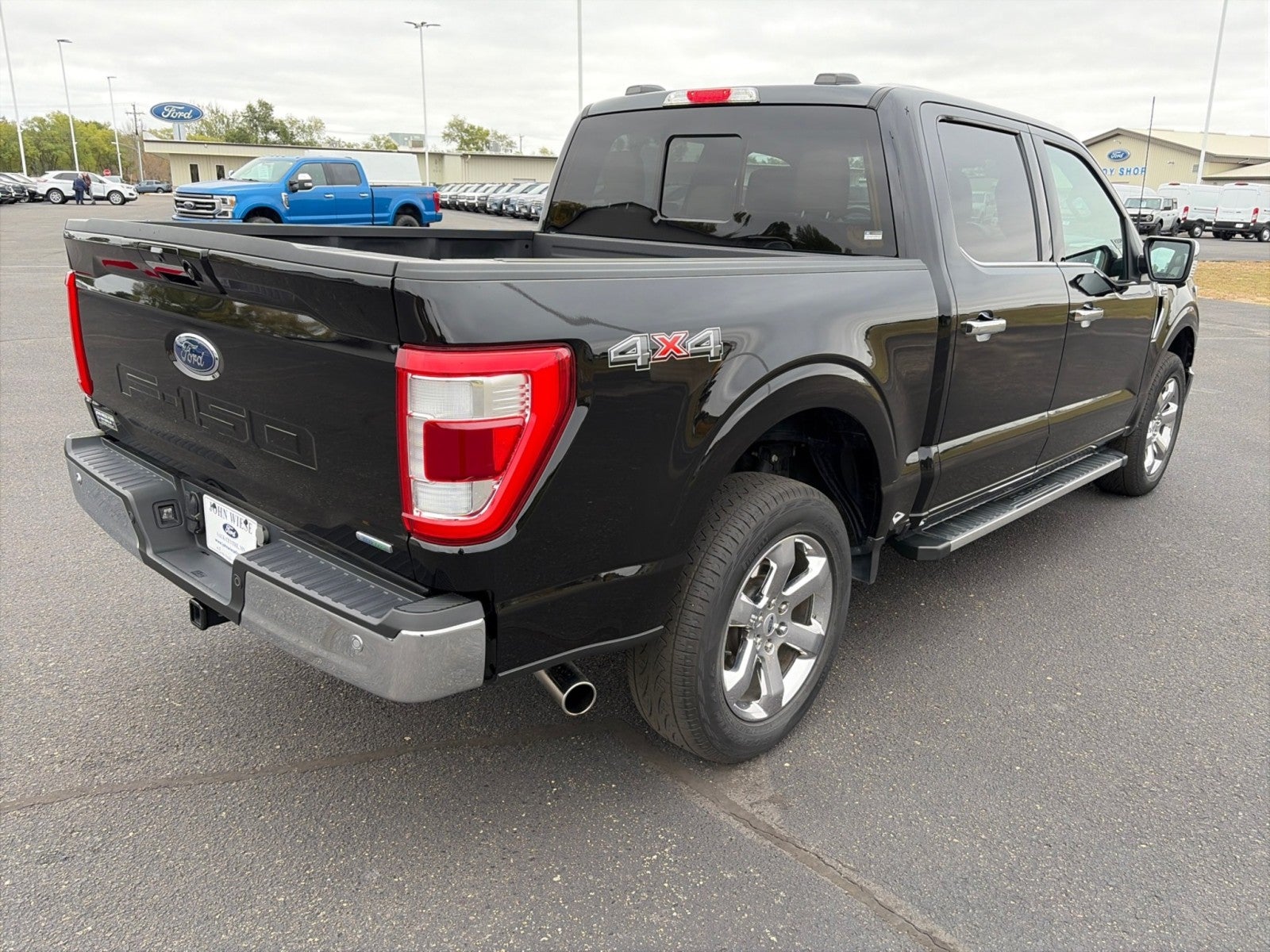 2023 Ford F-150 SUPERCREW LARIAT 4X4