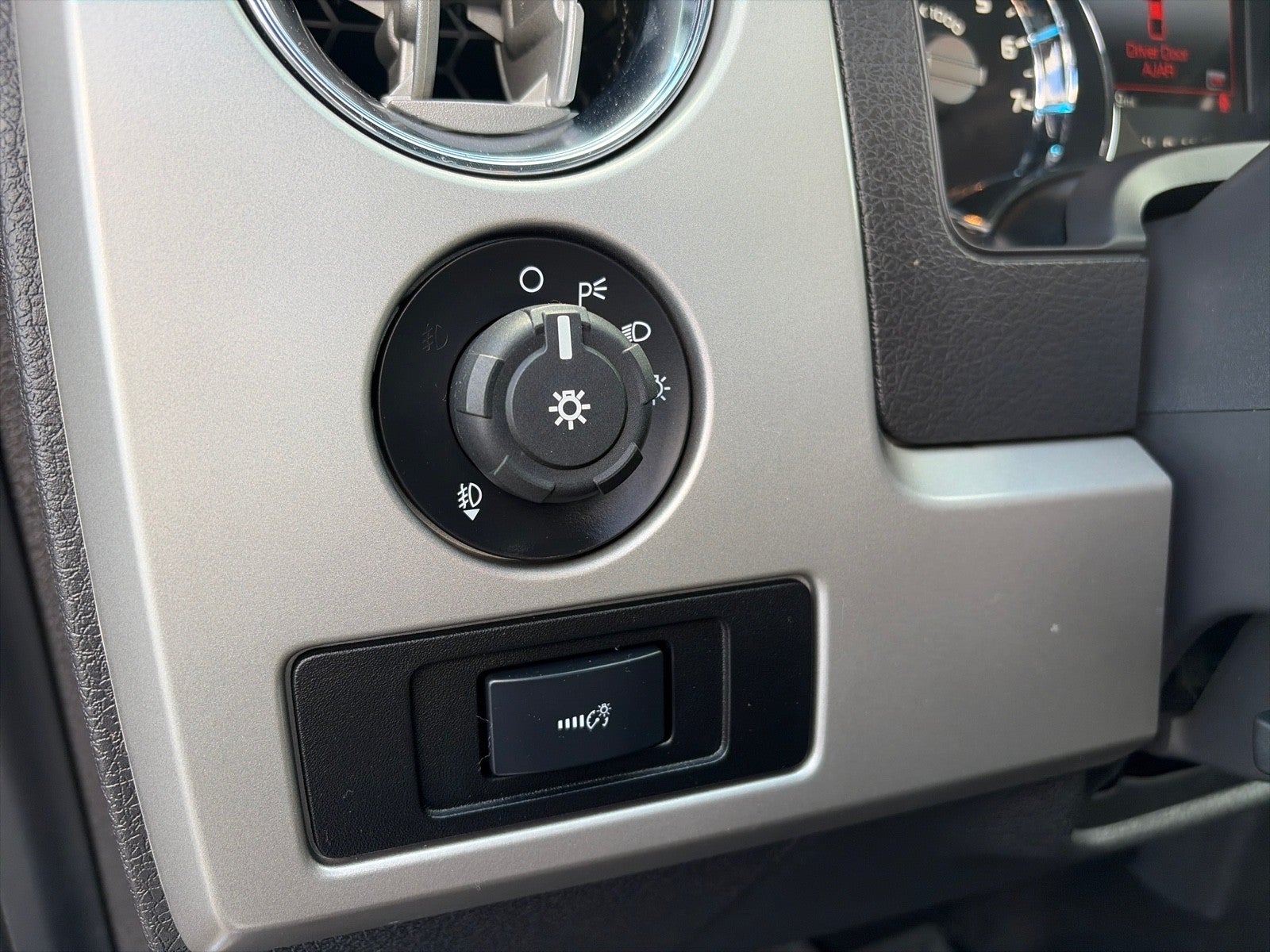 2011 Ford F-150 SUPERCREW LARIAT 4X4