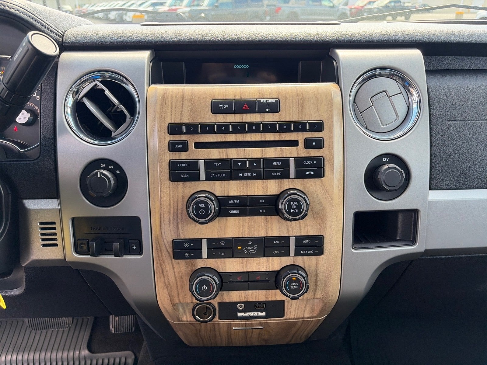 2011 Ford F-150 SUPERCREW LARIAT 4X4