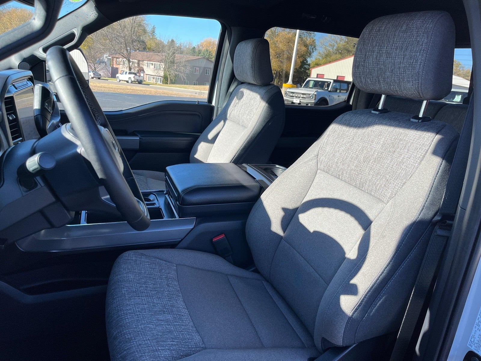 2024 Ford F-150 SUPERCREW XLT 4X4