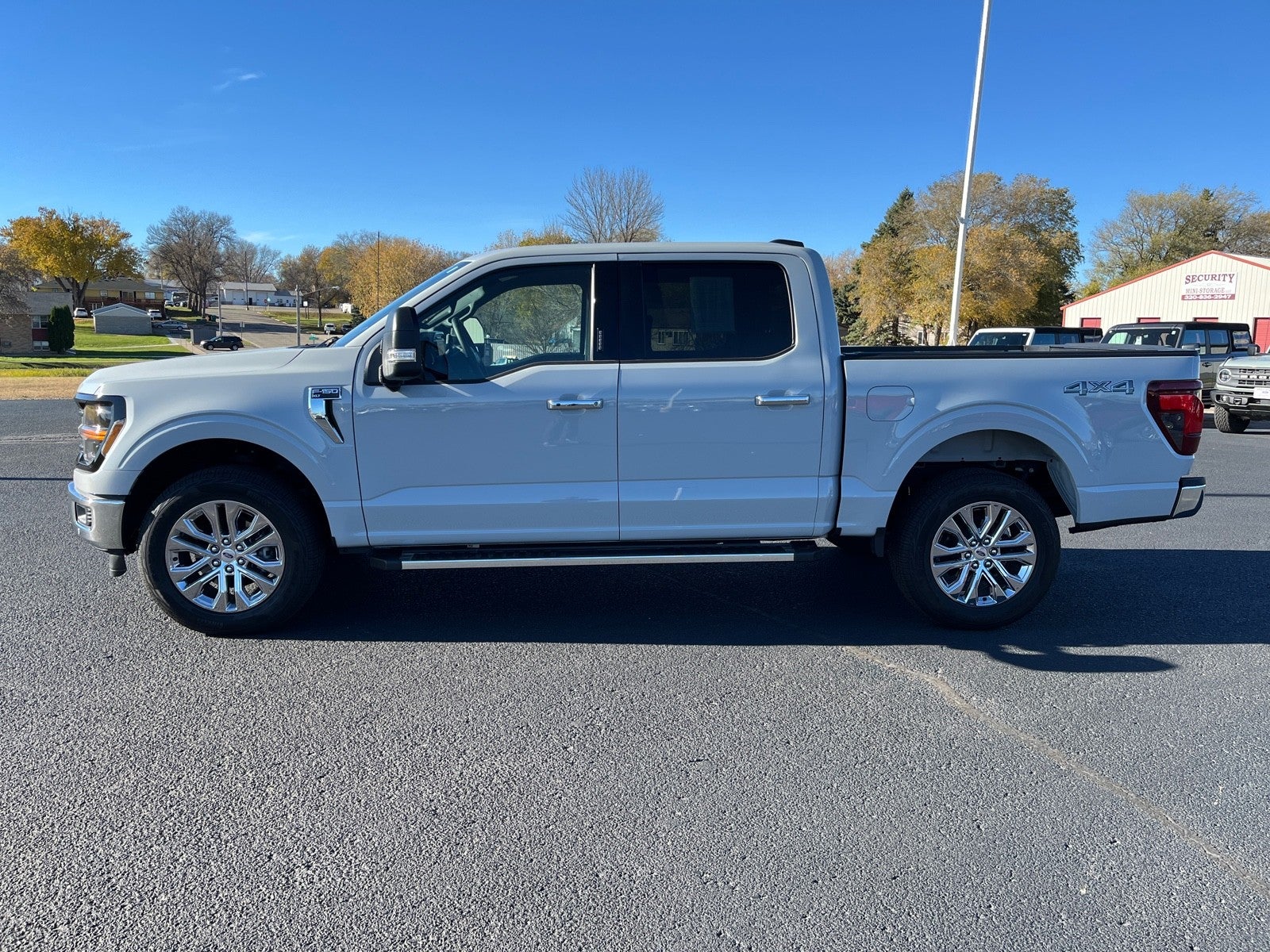 2024 Ford F-150 SUPERCREW XLT 4X4