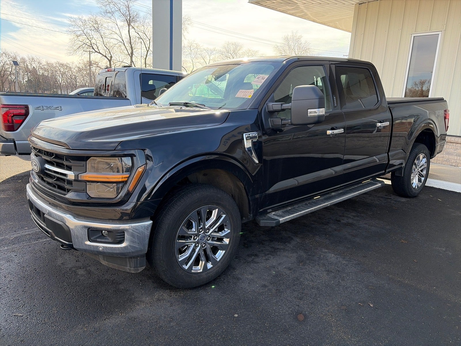 2024 Ford F-150 SUPERCREW XLT 4X4