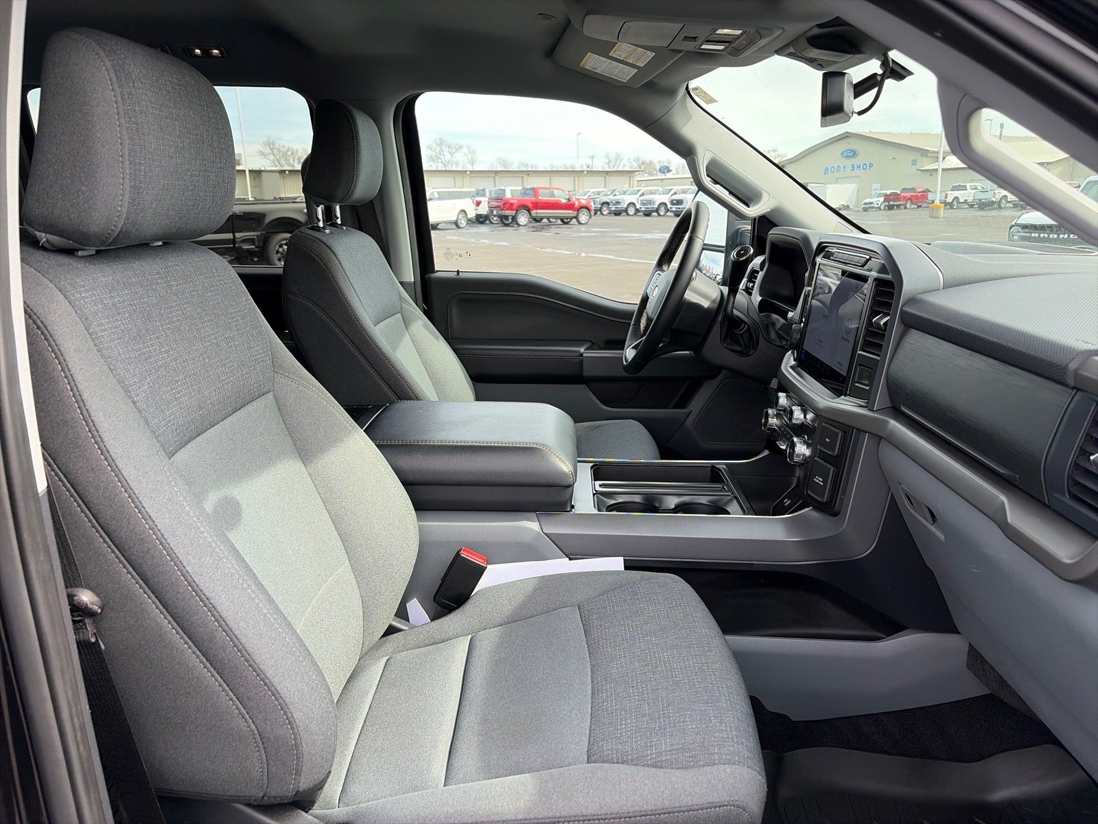 2024 Ford F-150 SUPERCREW XLT 4X4