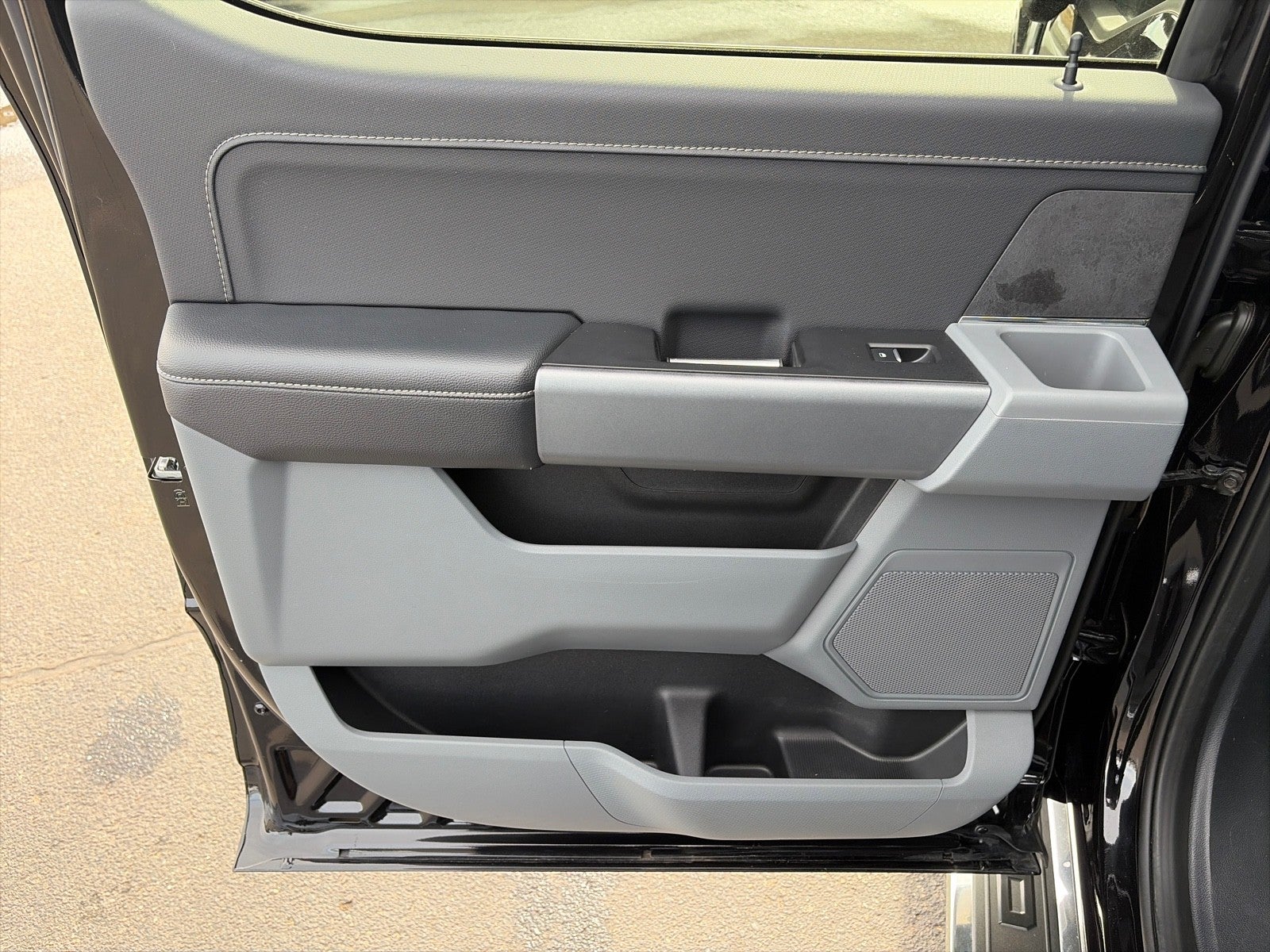 2024 Ford F-150 SUPERCREW XLT 4X4