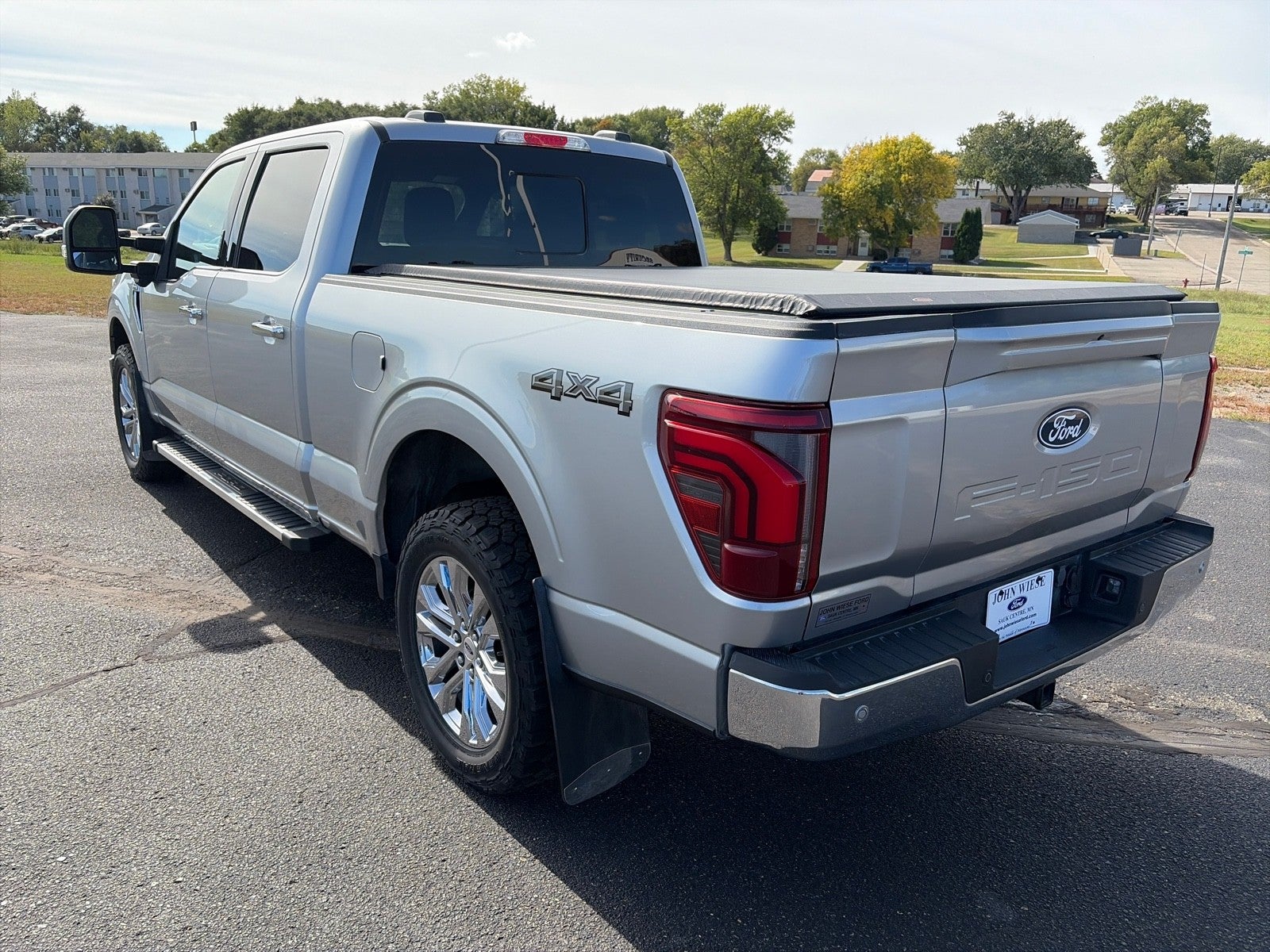 2024 Ford F-150 SUPERCREW LARIAT 4X4