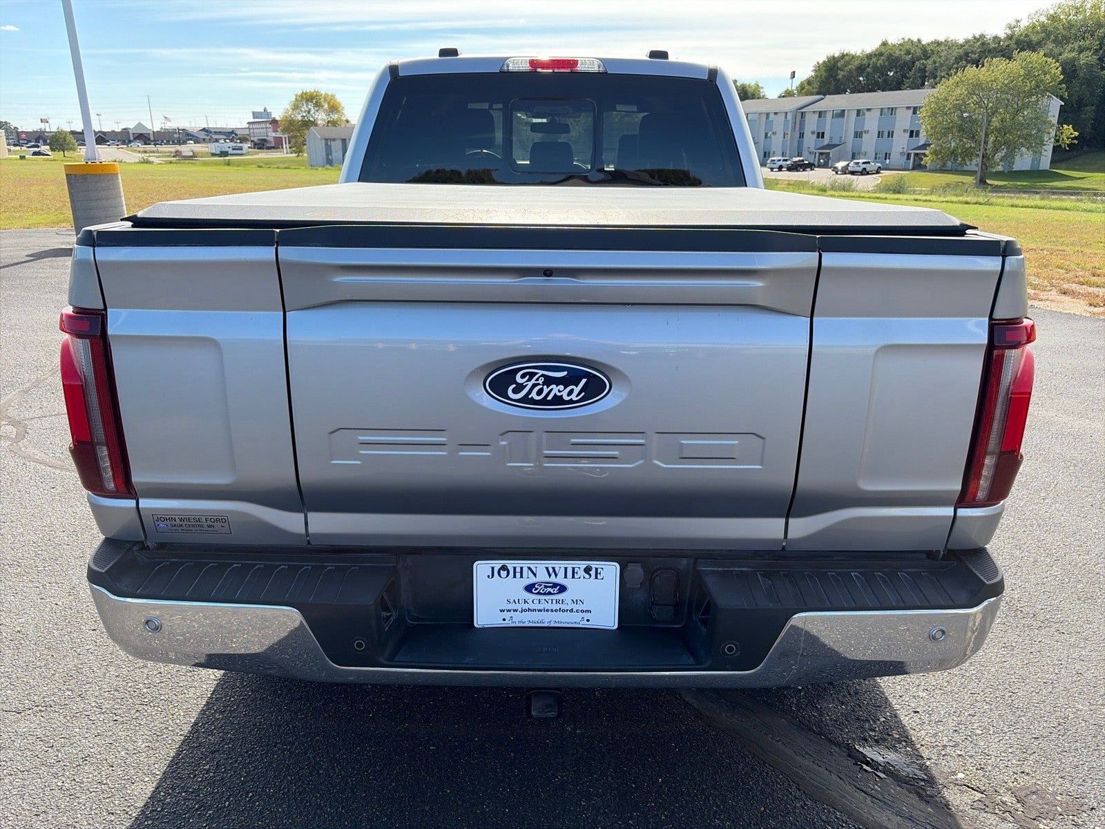 2024 Ford F-150 SUPERCREW LARIAT 4X4