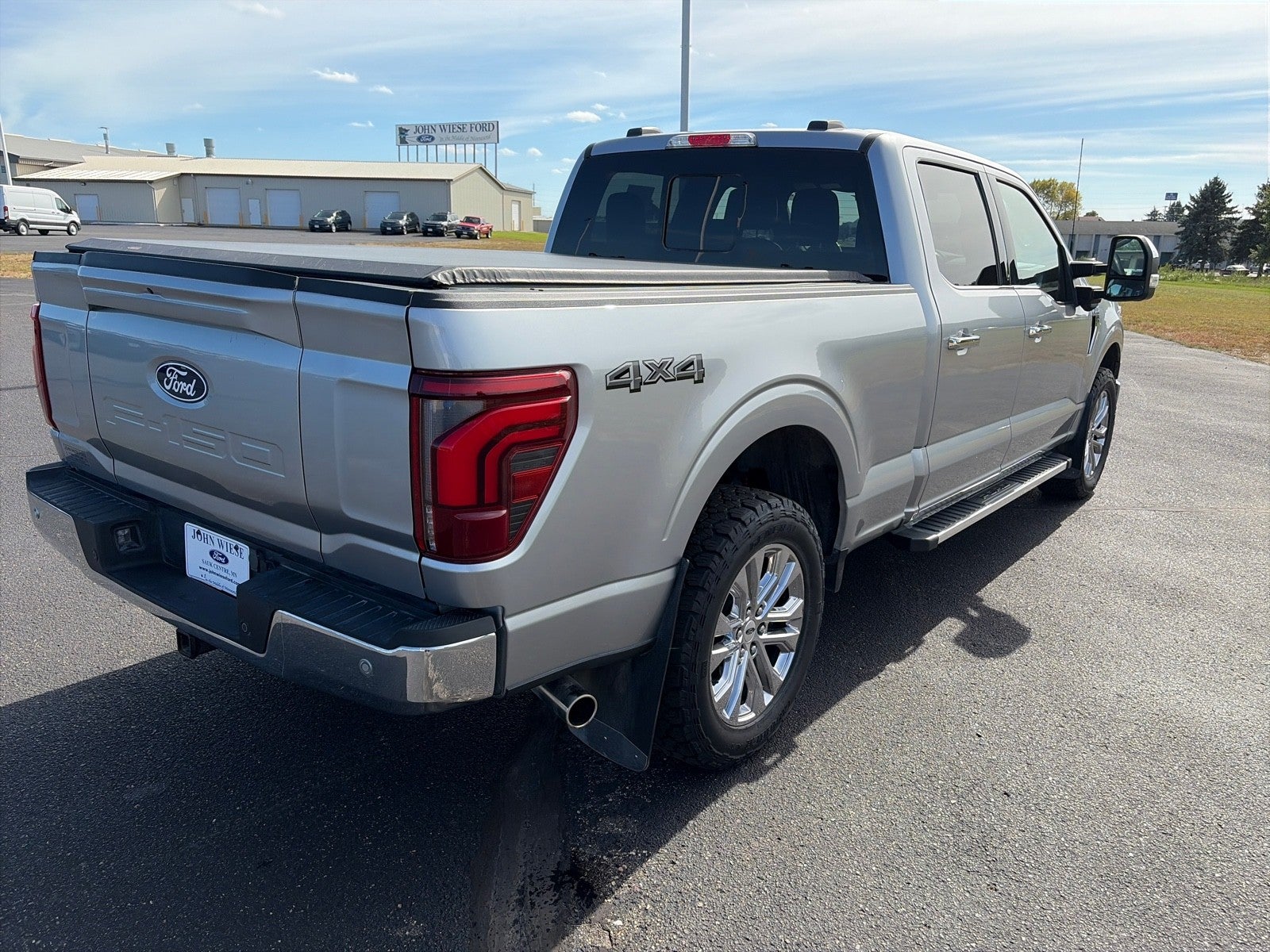 2024 Ford F-150 SUPERCREW LARIAT 4X4