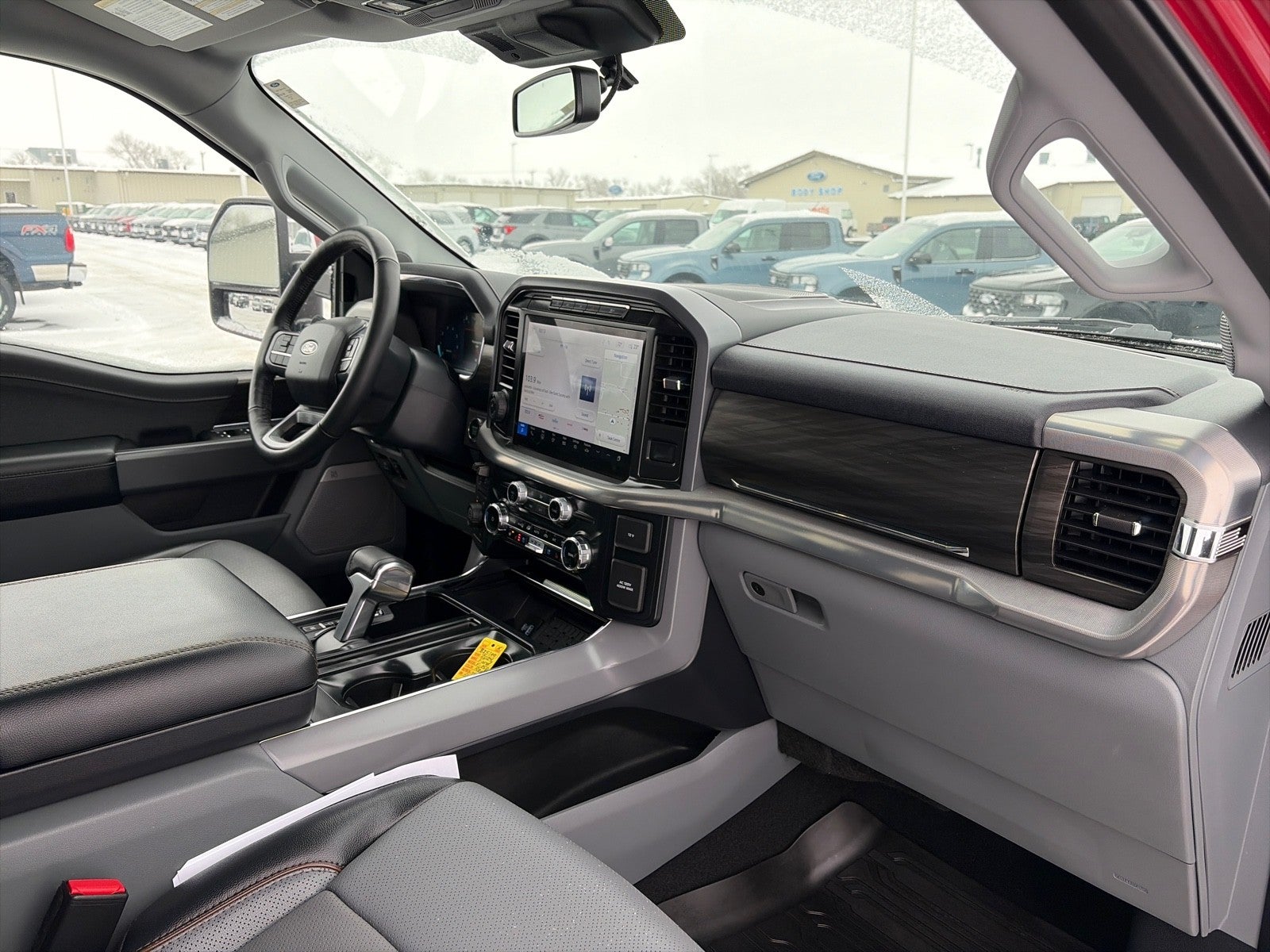 2024 Ford F-150 SUPERCREW LARIAT 4X4