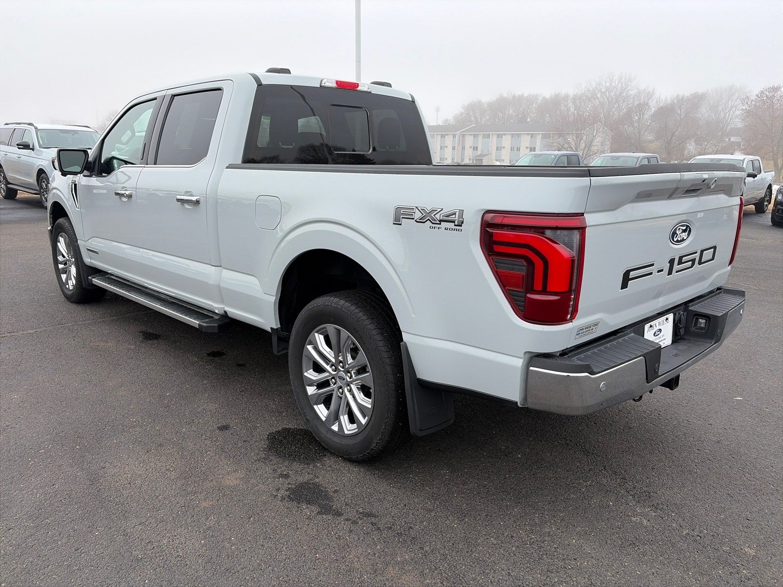 2024 Ford F-150 SUPERCREW LARIAT 4X4