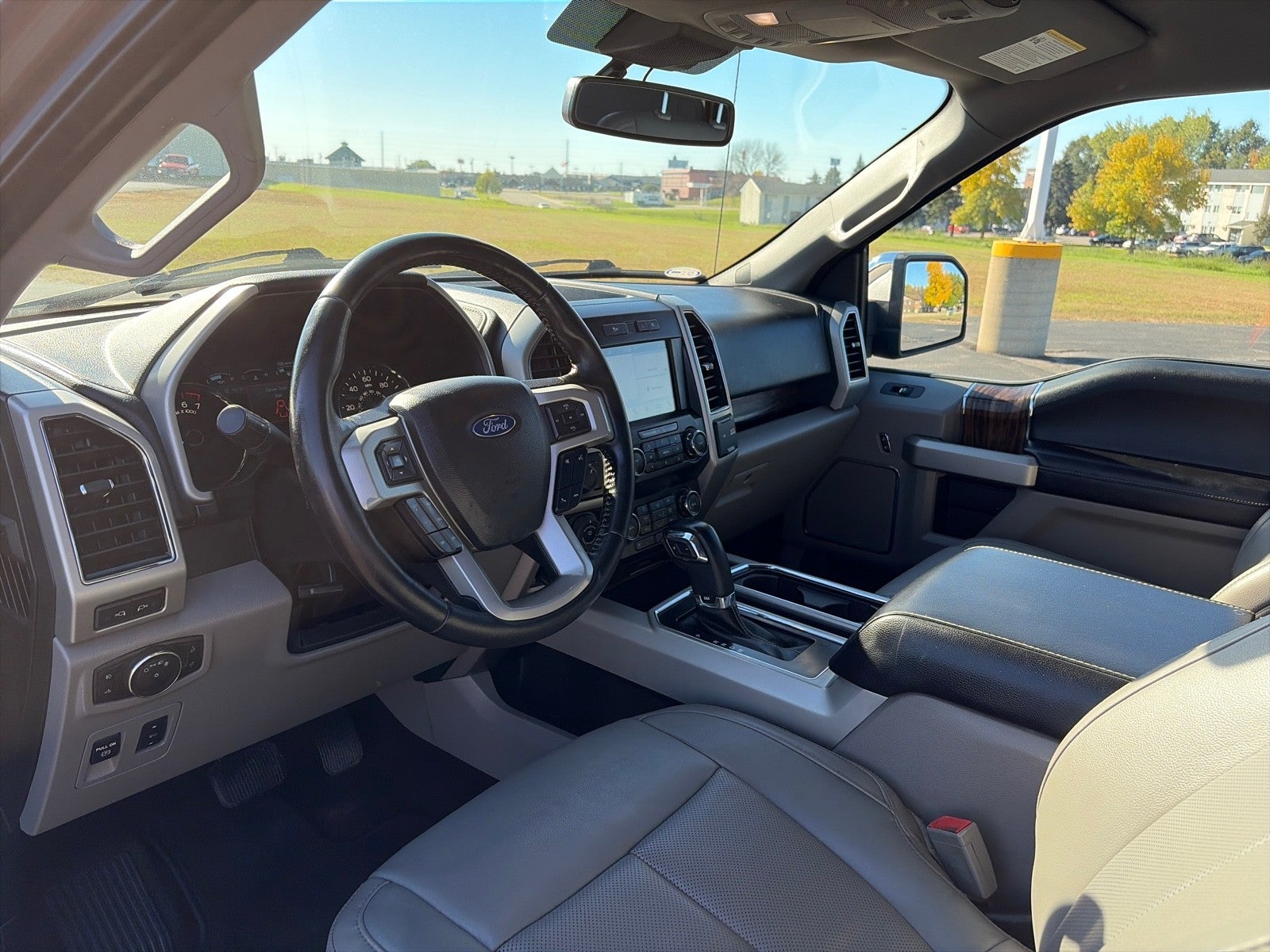 2019 Ford F-150 SUPERCAB LARIAT 4X4