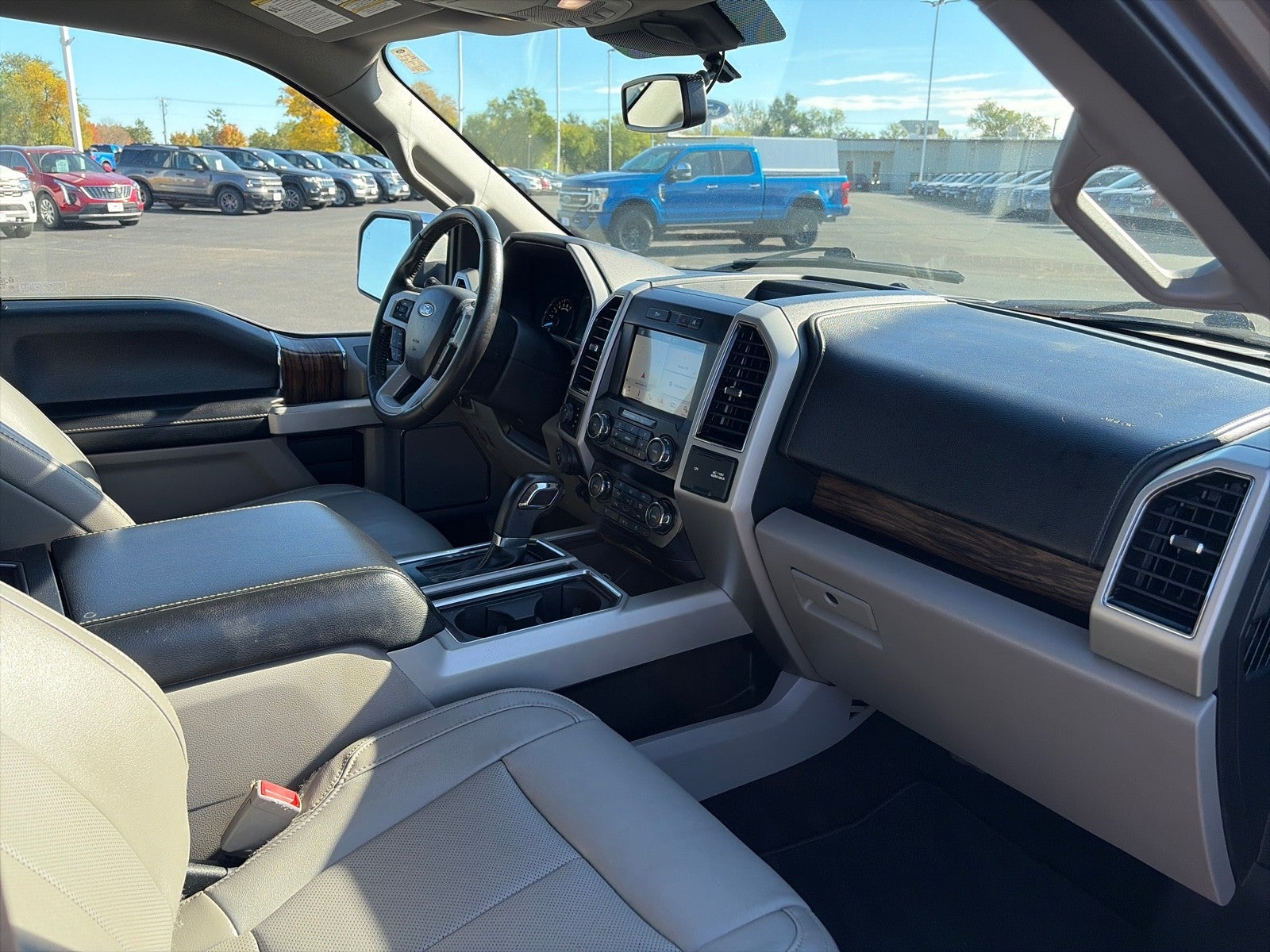 2019 Ford F-150 SUPERCAB LARIAT 4X4