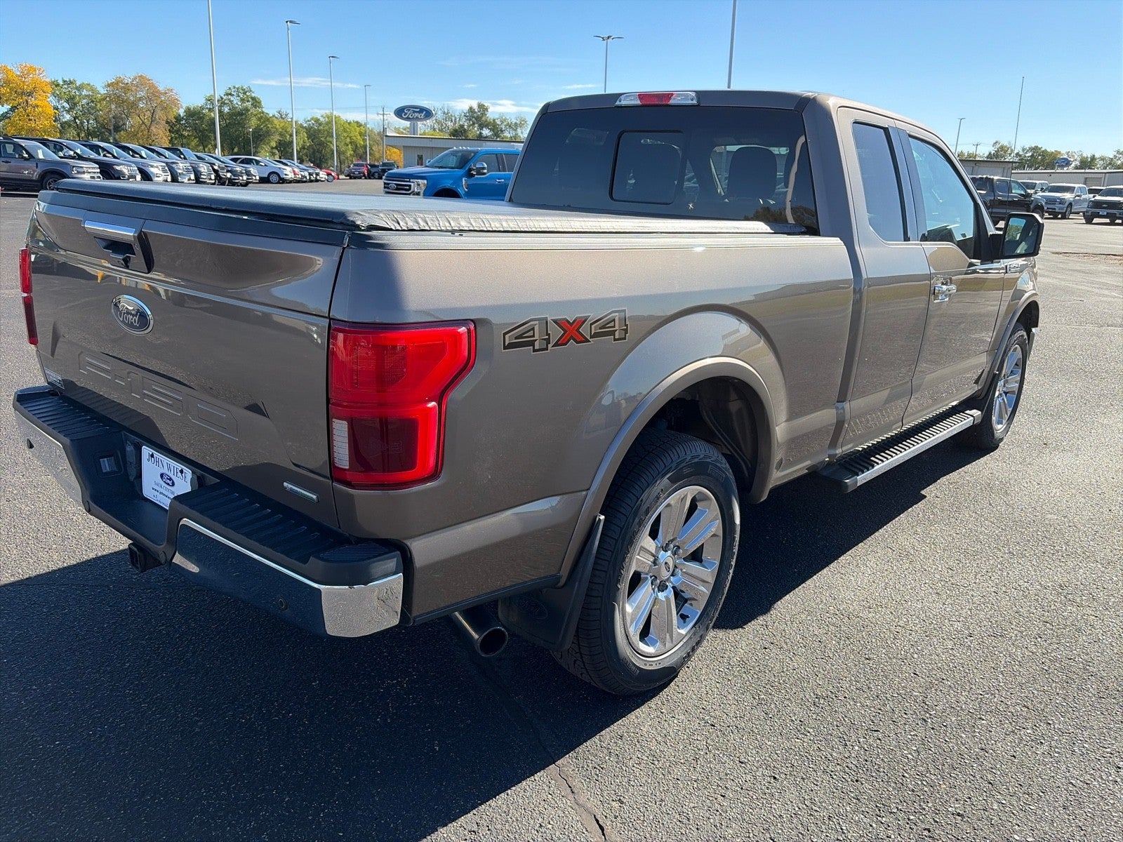 2019 Ford F-150 SUPERCAB LARIAT 4X4