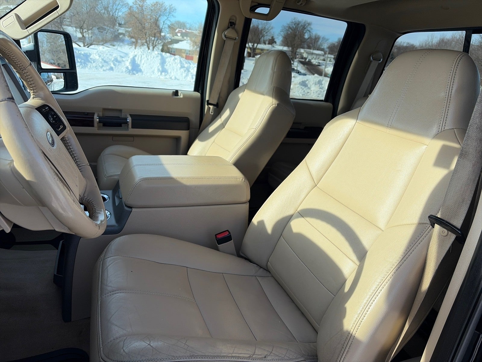 2010 Ford Super Duty F-250 SRW CREW CAB LARIAT 4X4