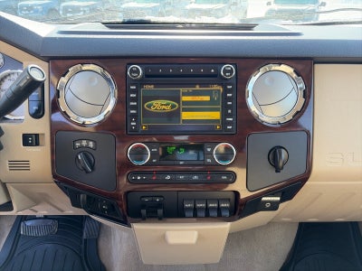 2010 Ford Super Duty F-250 SRW CREW CAB LARIAT 4X4