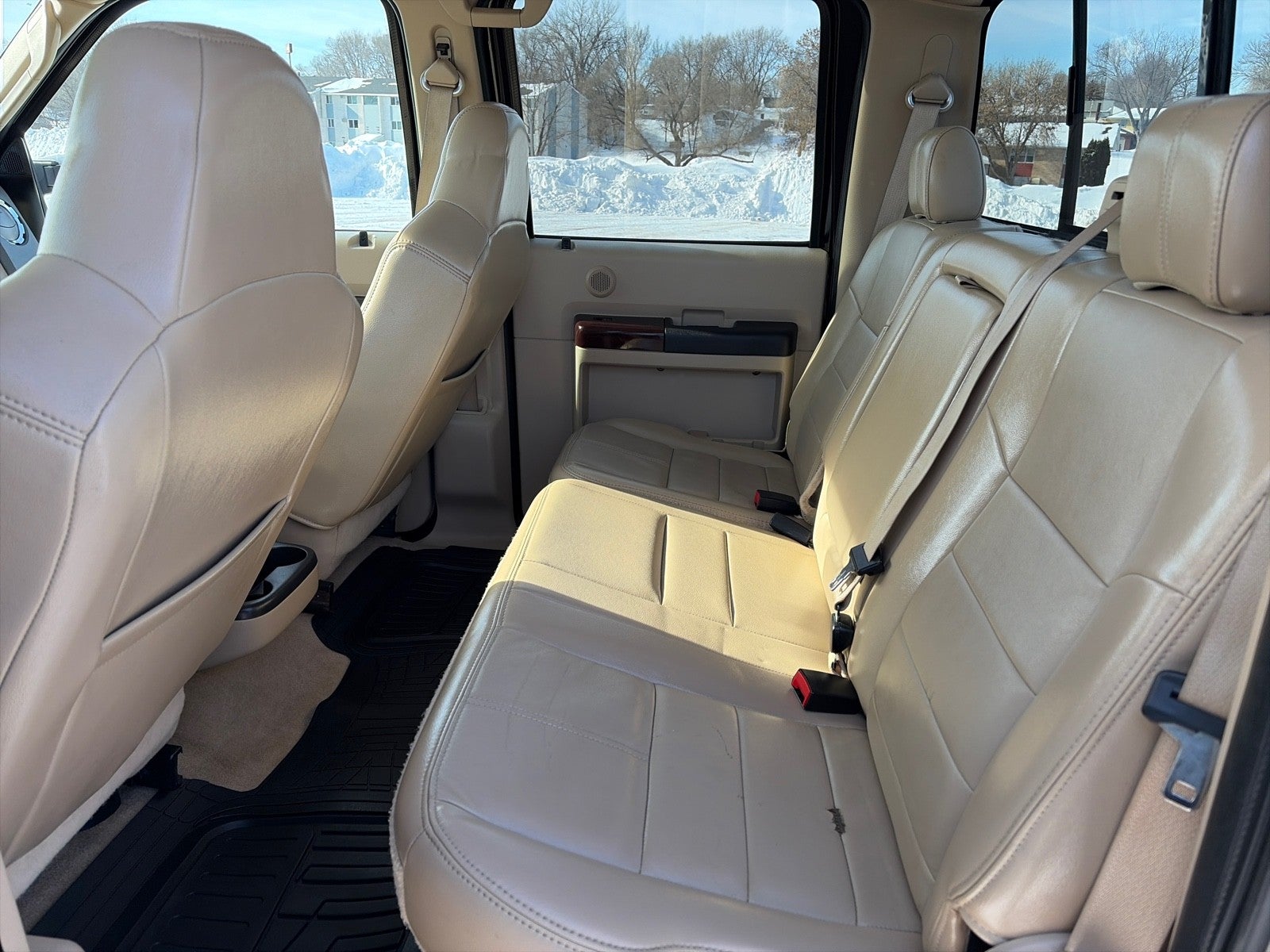 2010 Ford Super Duty F-250 SRW CREW CAB LARIAT 4X4