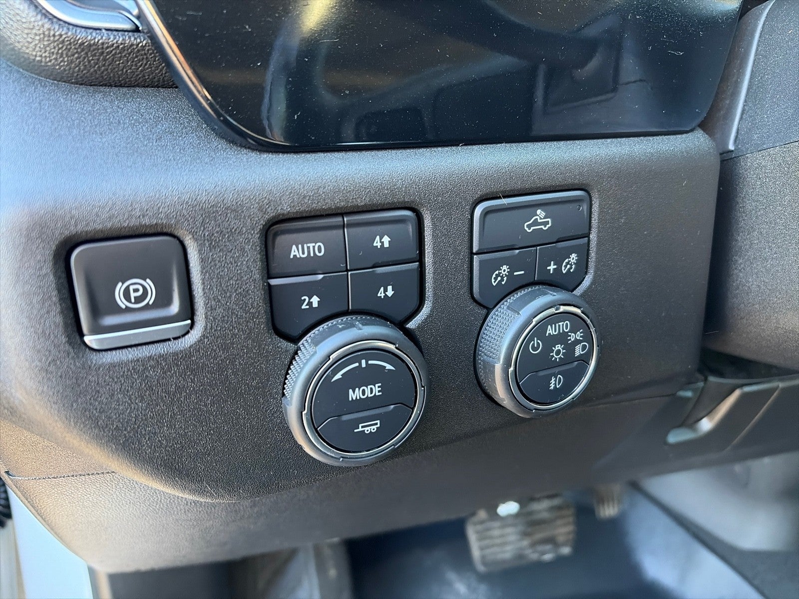 2024 Chevrolet Silverado 3500HD COUBLE CAB LT 4X4