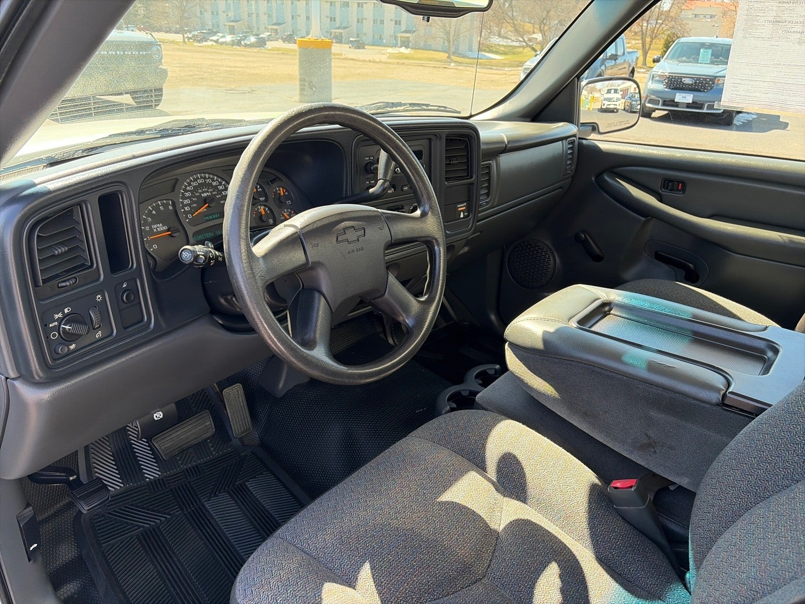 2003 Chevrolet Silverado 1500 REGULAR CAB