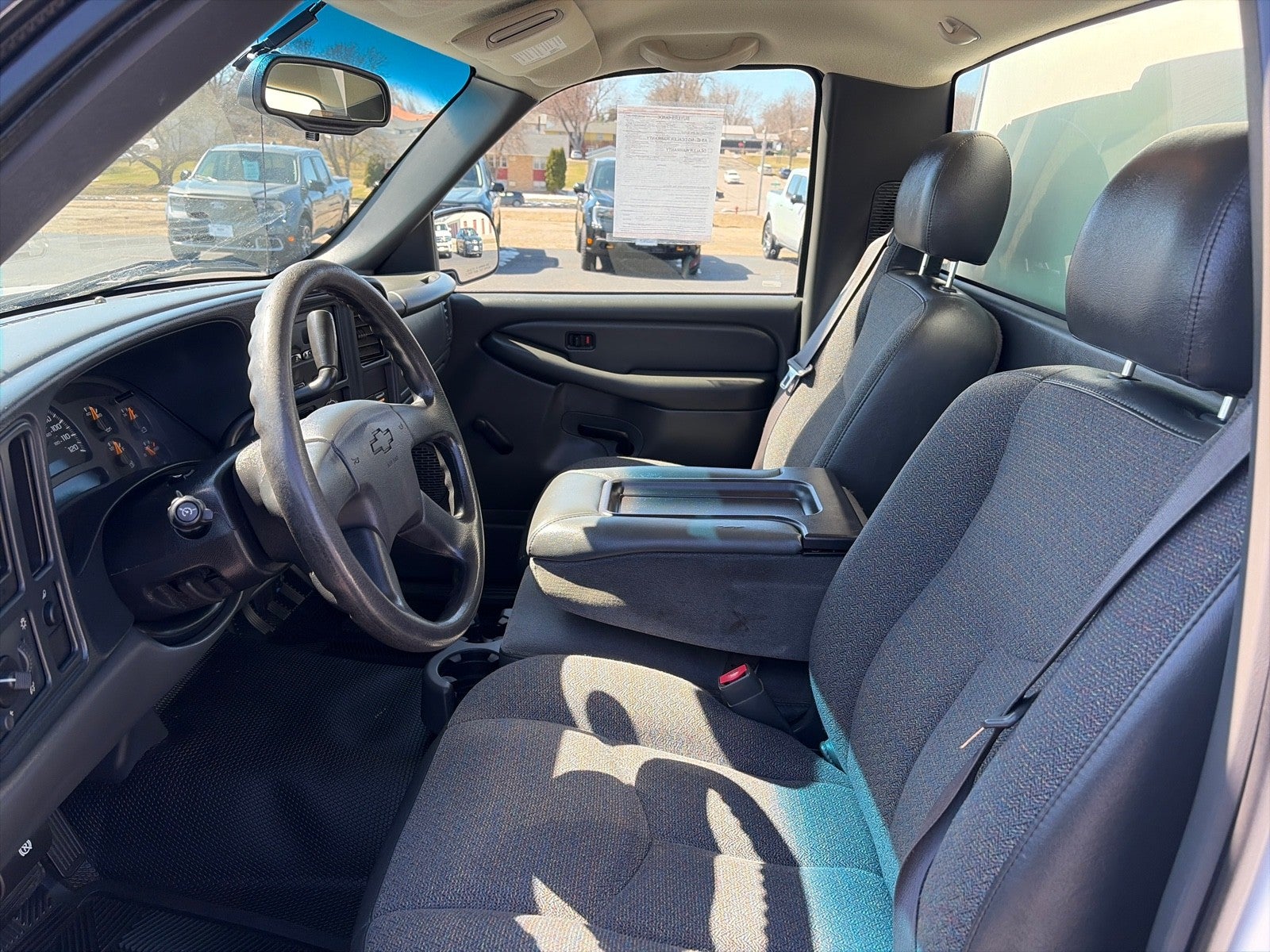 2003 Chevrolet Silverado 1500 REGULAR CAB