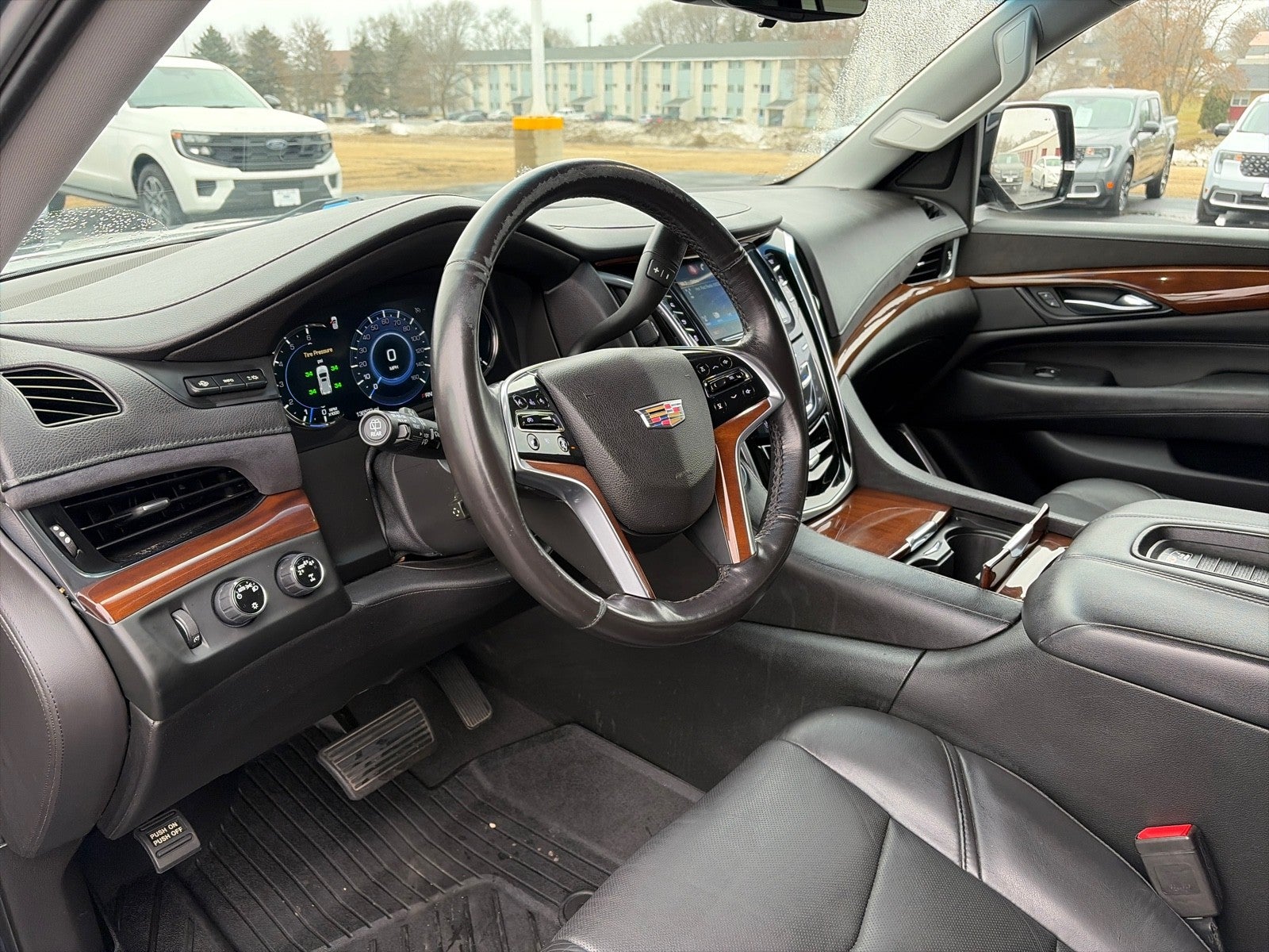 2019 Cadillac Escalade LUXURY 4X4