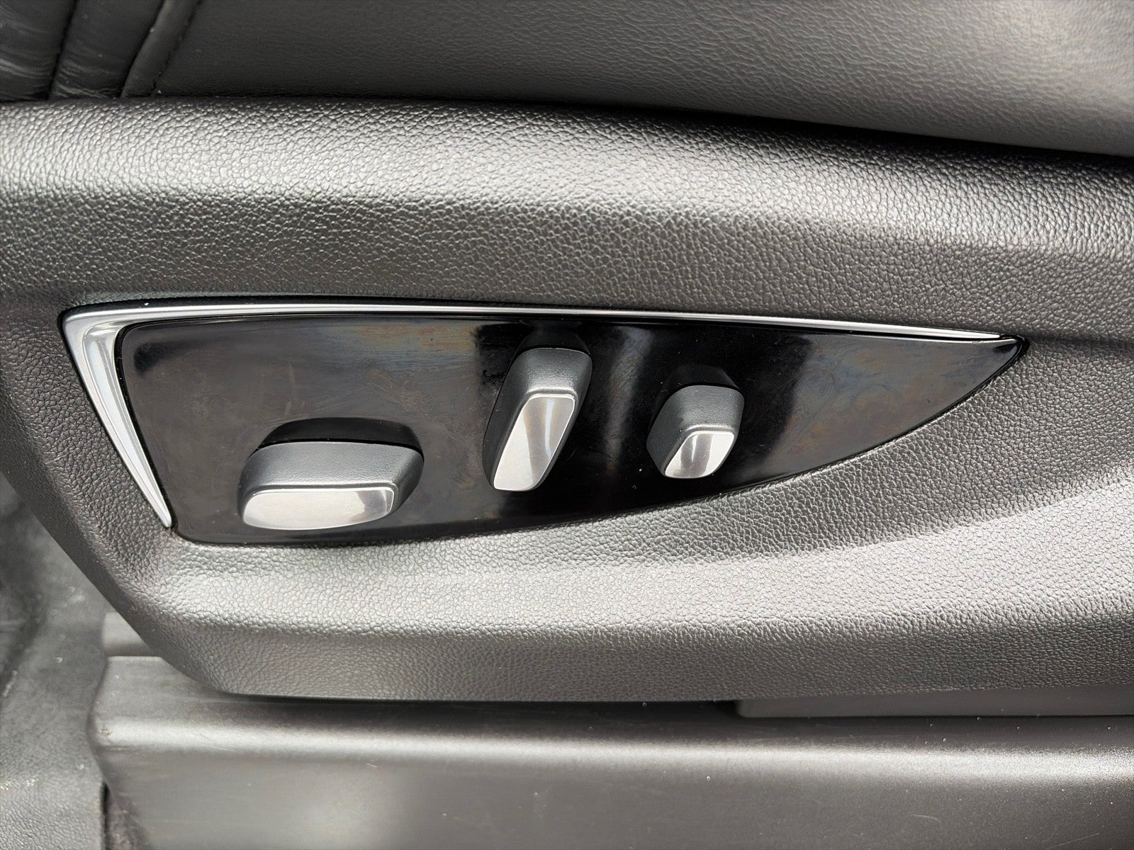 2019 Cadillac Escalade LUXURY 4X4