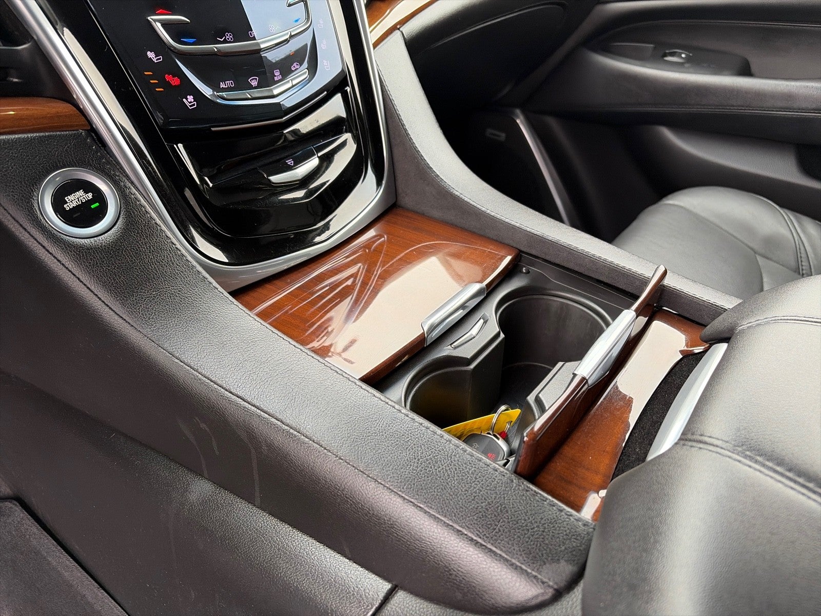 2019 Cadillac Escalade LUXURY 4X4