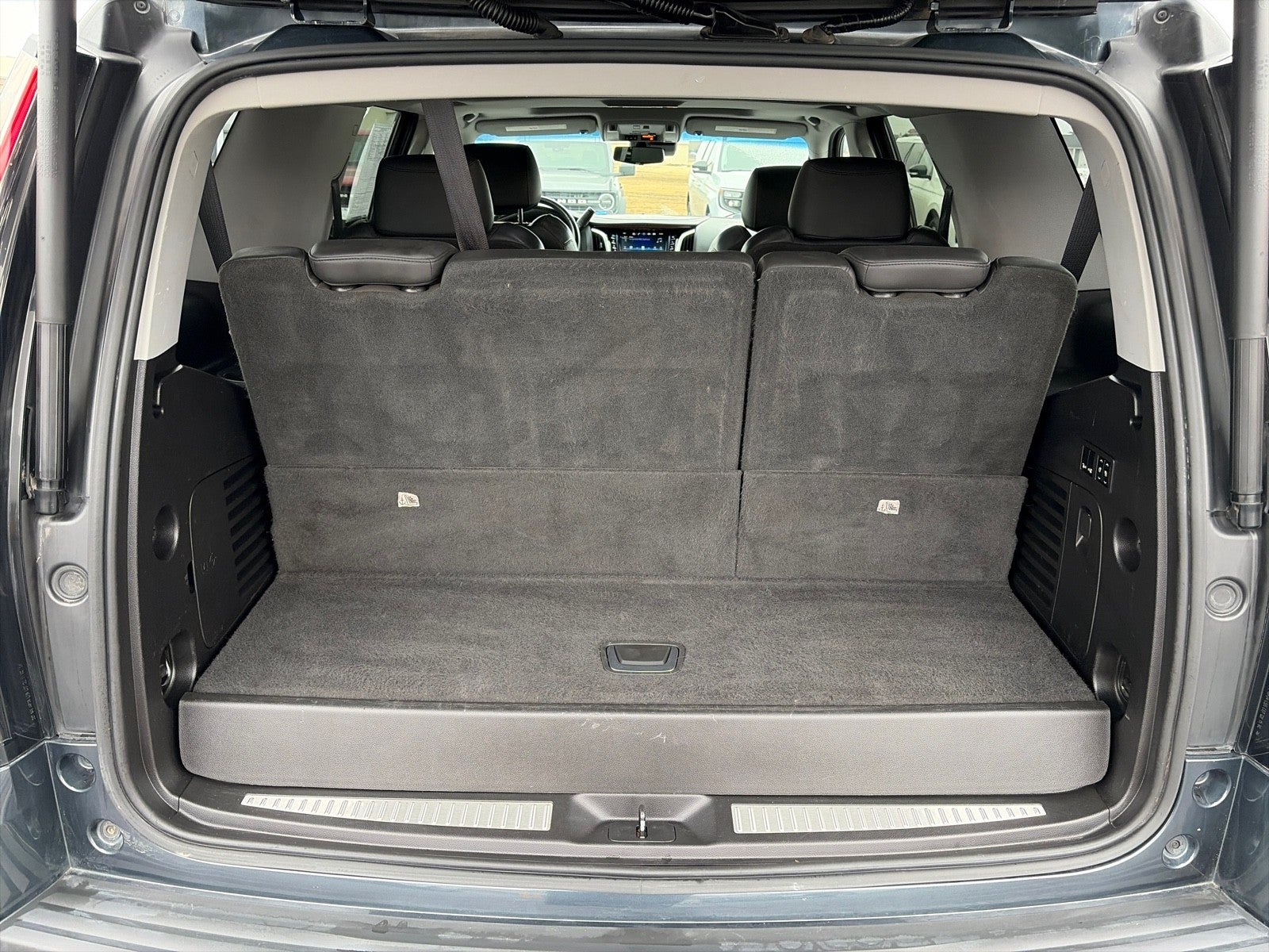 2019 Cadillac Escalade LUXURY 4X4