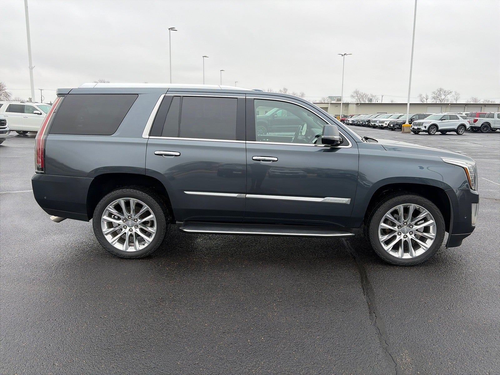 2019 Cadillac Escalade LUXURY 4X4