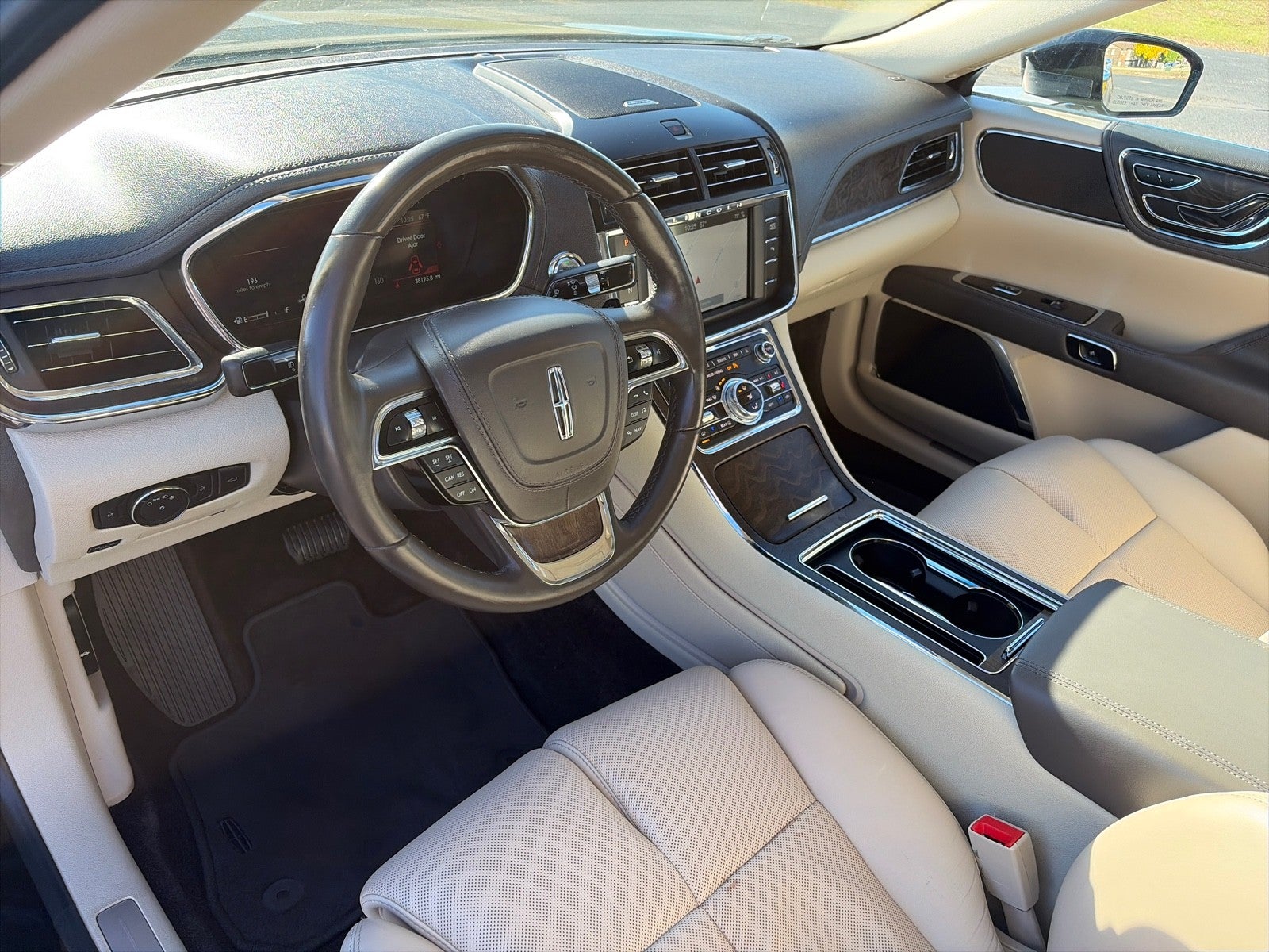 2018 Lincoln Continental SELECT AWD