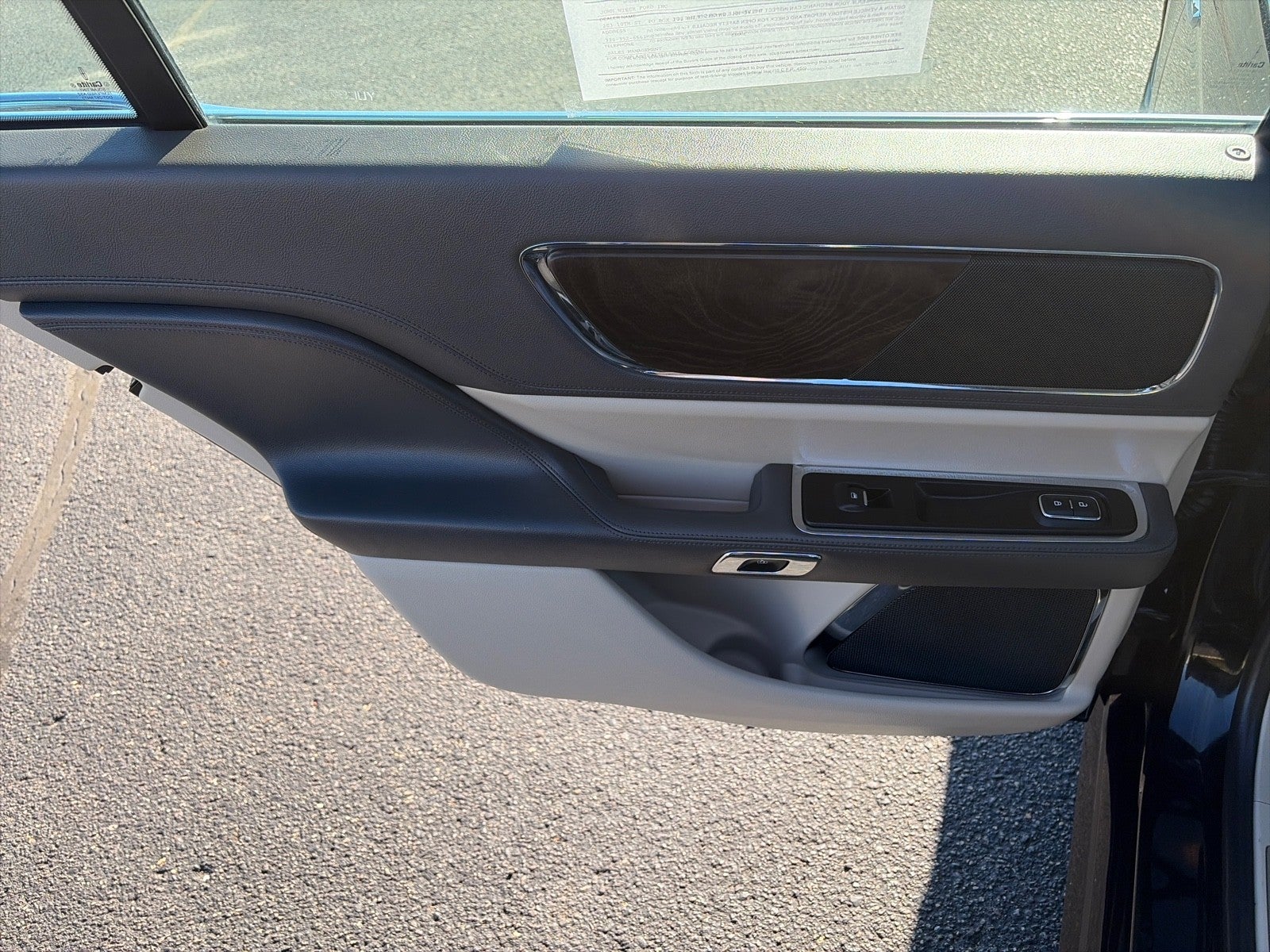 2018 Lincoln Continental SELECT AWD