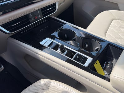 2025 Volkswagen Atlas SEL PREMIER AWD