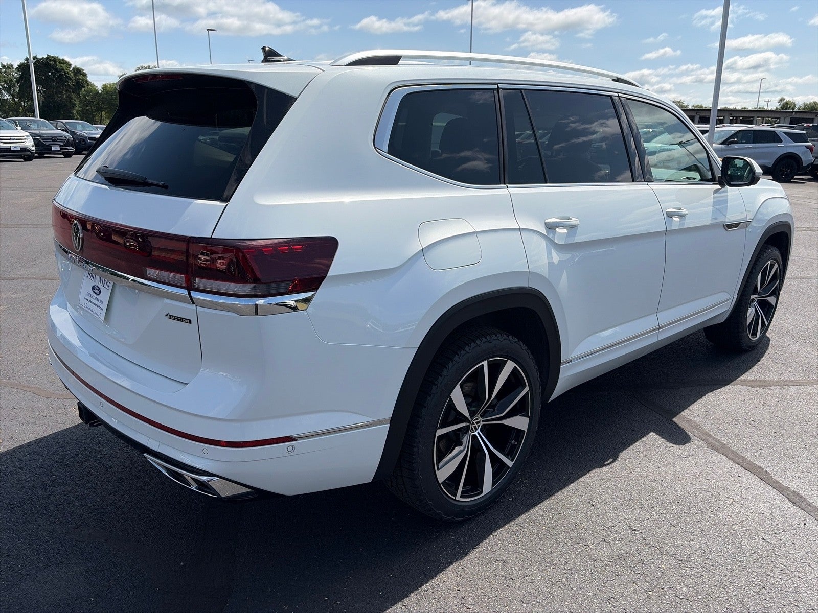 2025 Volkswagen Atlas SEL PREMIER AWD