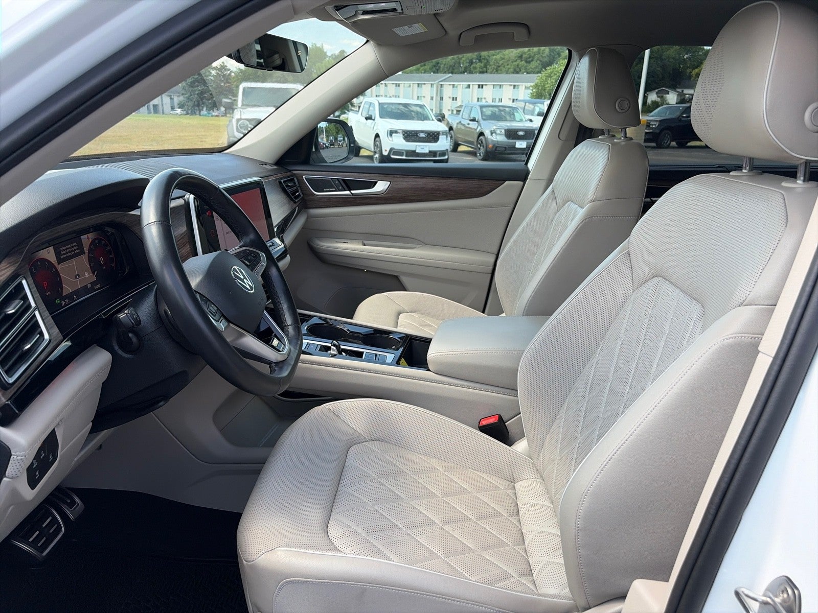 2025 Volkswagen Atlas SEL PREMIER AWD