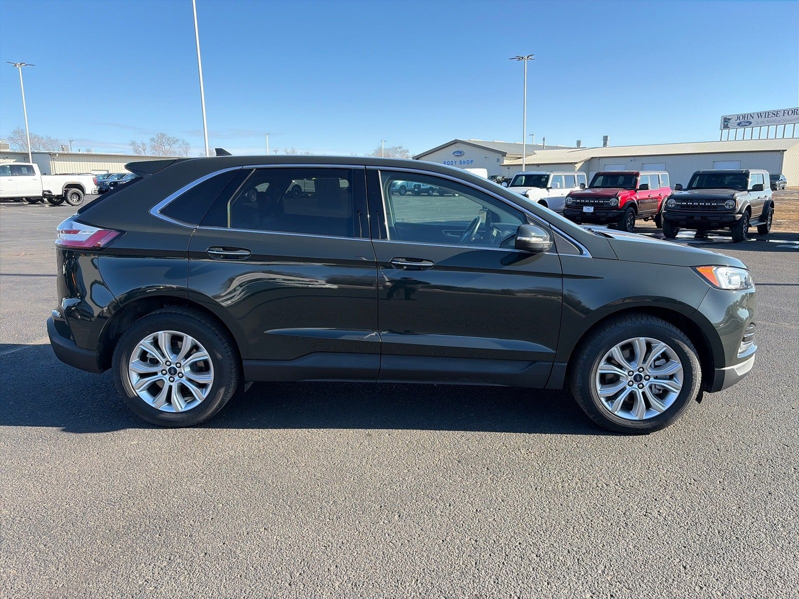 2022 Ford Edge TITANIUM AWD