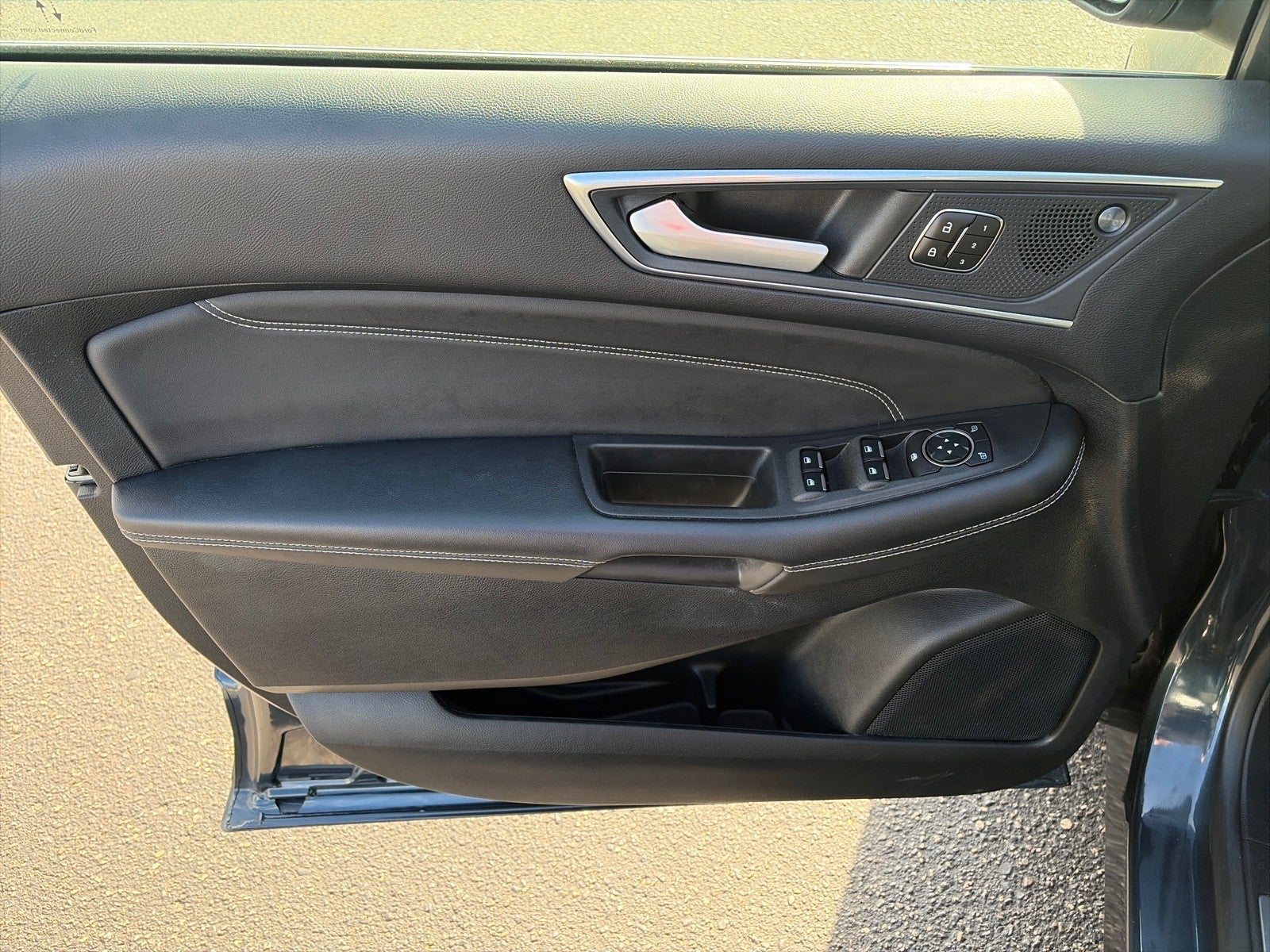 2024 Ford Edge TITANIUM AWD