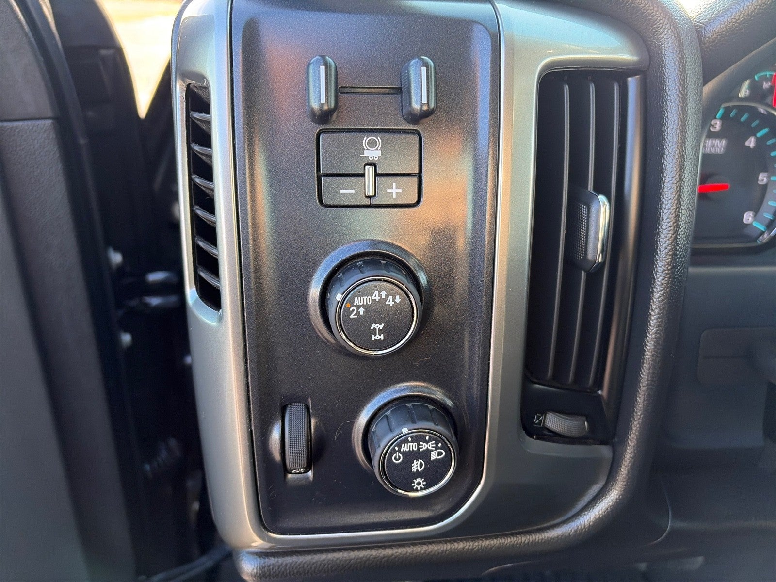 2019 Chevrolet Silverado 1500 LD CREW CAB LT 4X4