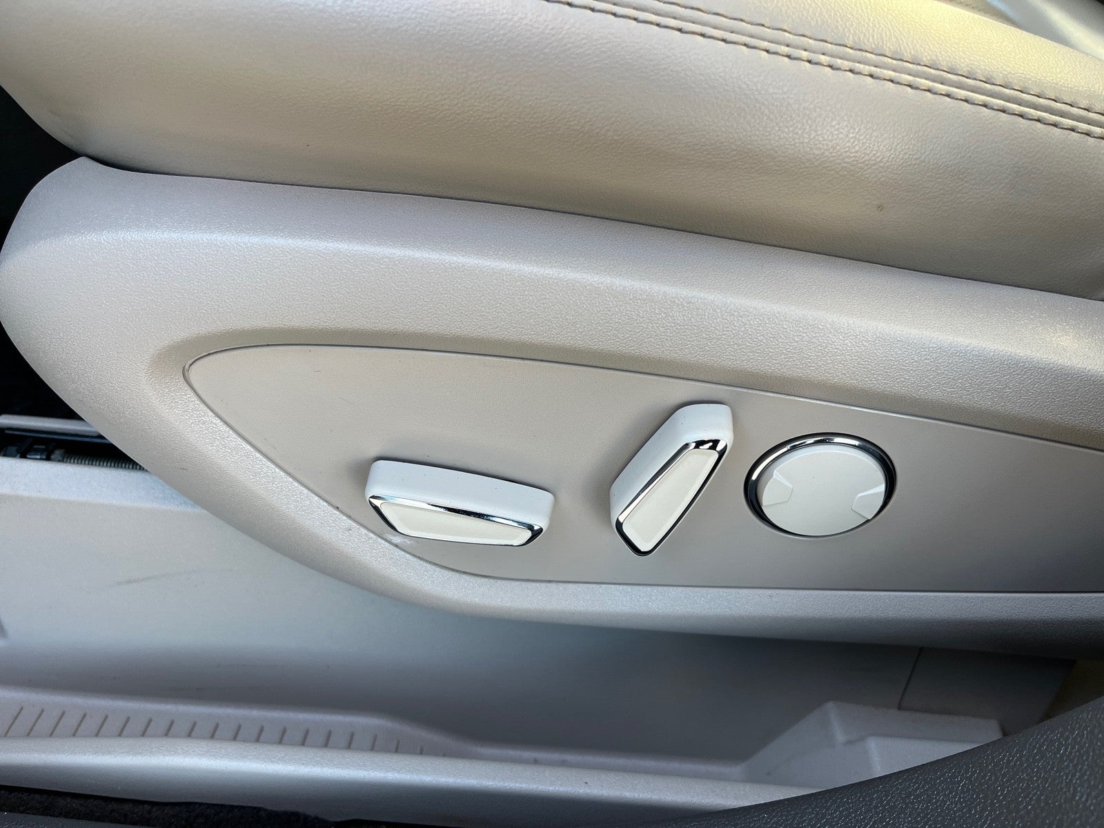 2022 Lincoln Nautilus RESERVE AWD