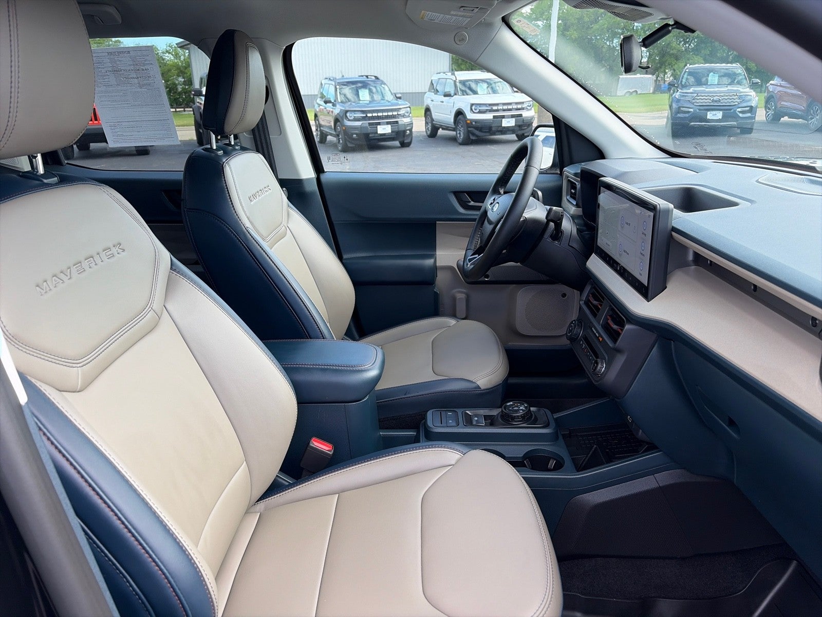 2025 Ford Maverick LARIAT AWD