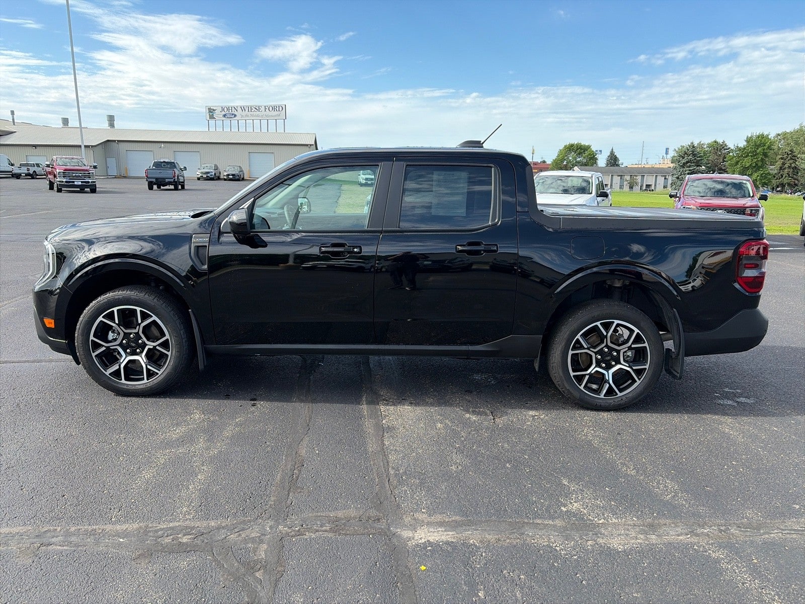Used 2025 Ford Maverick Lariat with VIN 3FTTW8SA6SRB56272 for sale in Sauk Centre, Minnesota