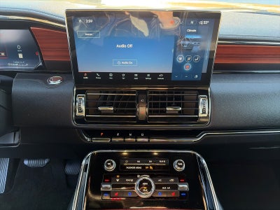 2024 Lincoln Navigator L RESERVE 4X4
