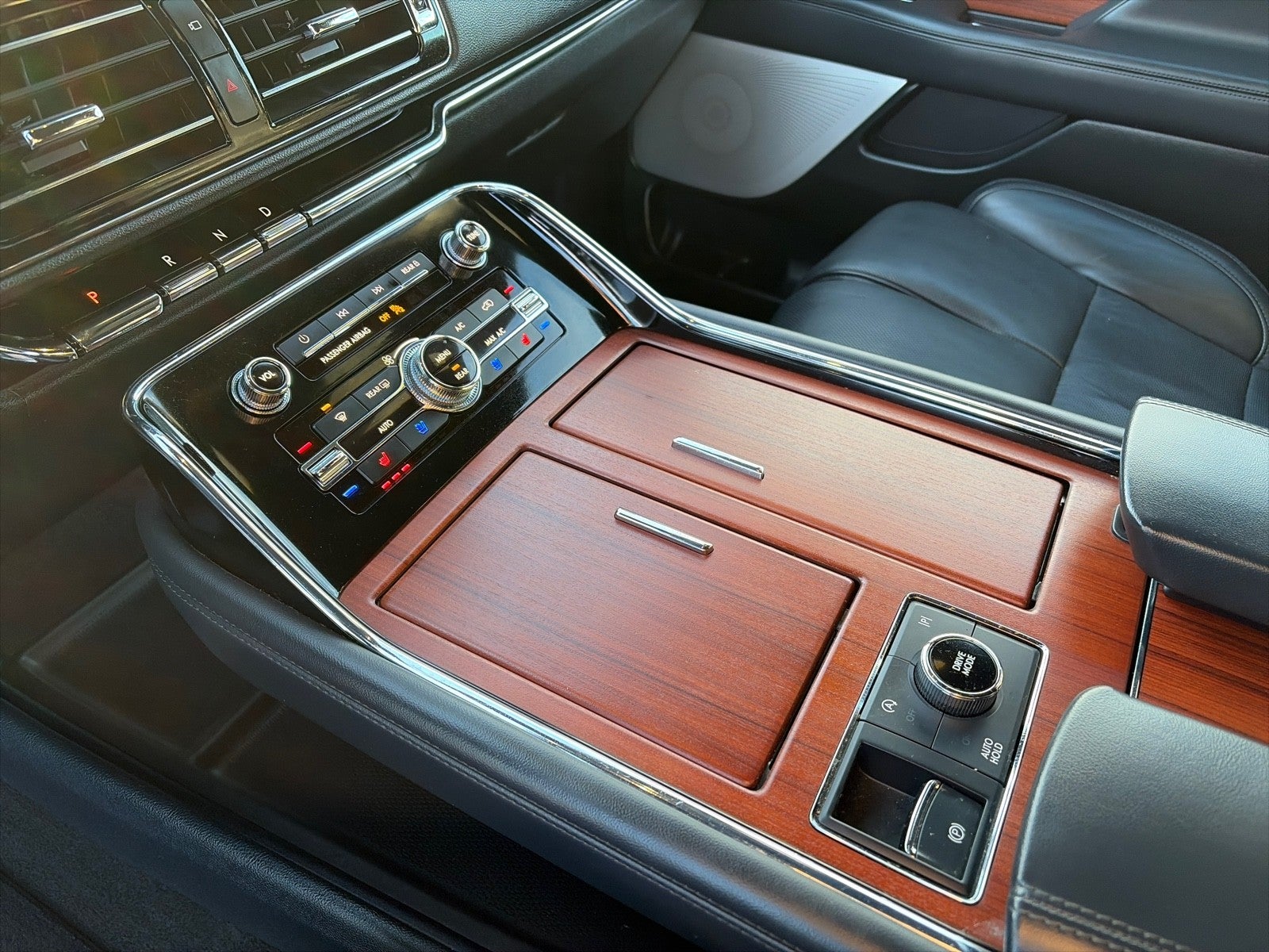 2024 Lincoln Navigator L RESERVE 4X4