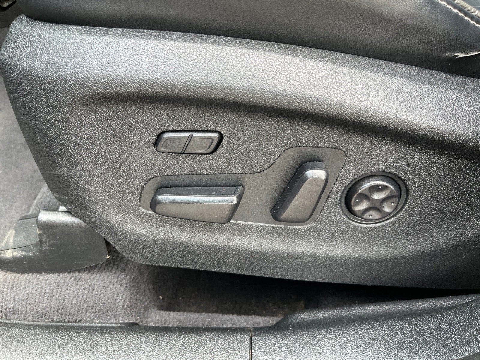 2017 Kia Sorento SXL V6 FWD